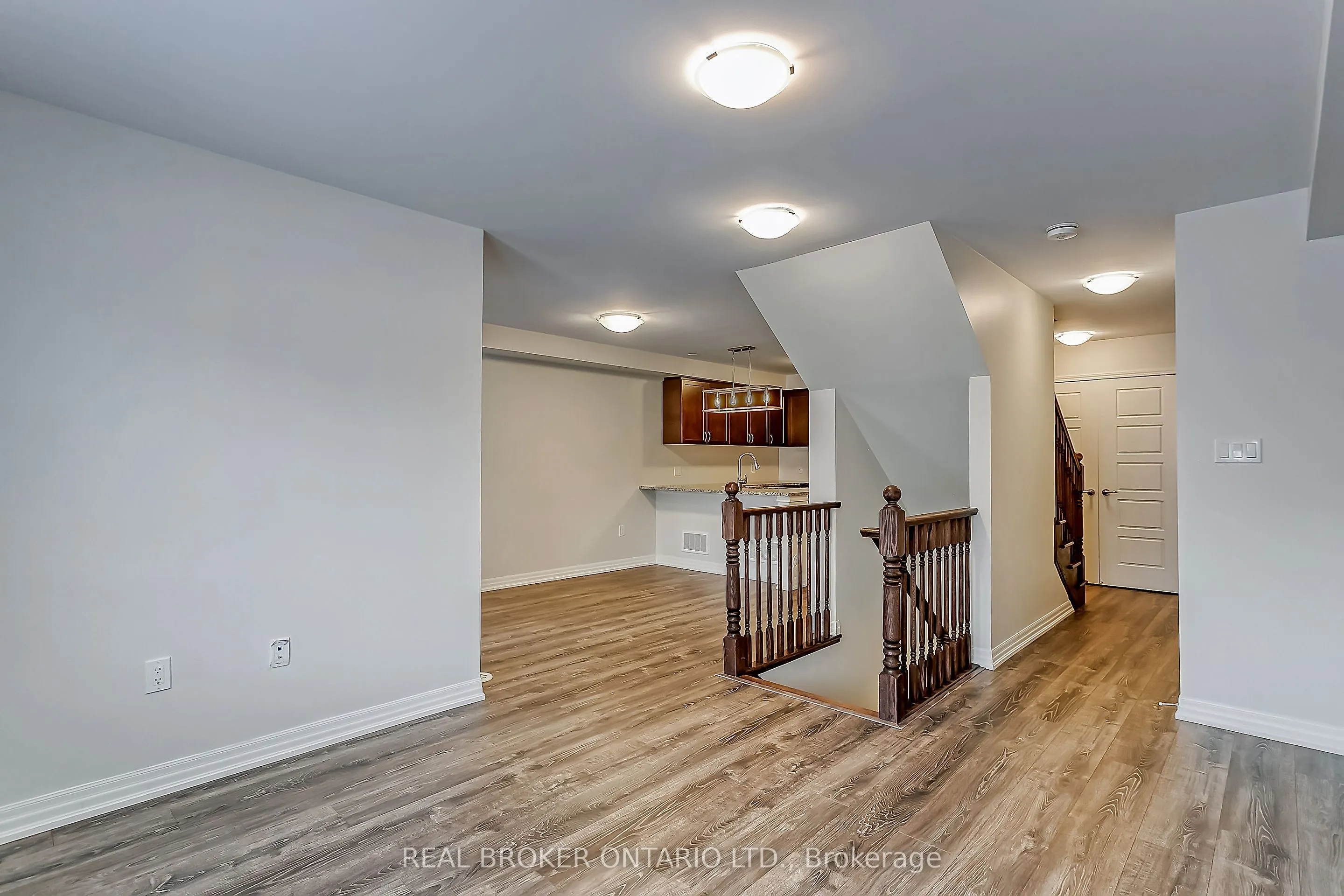 121 Christopher Road