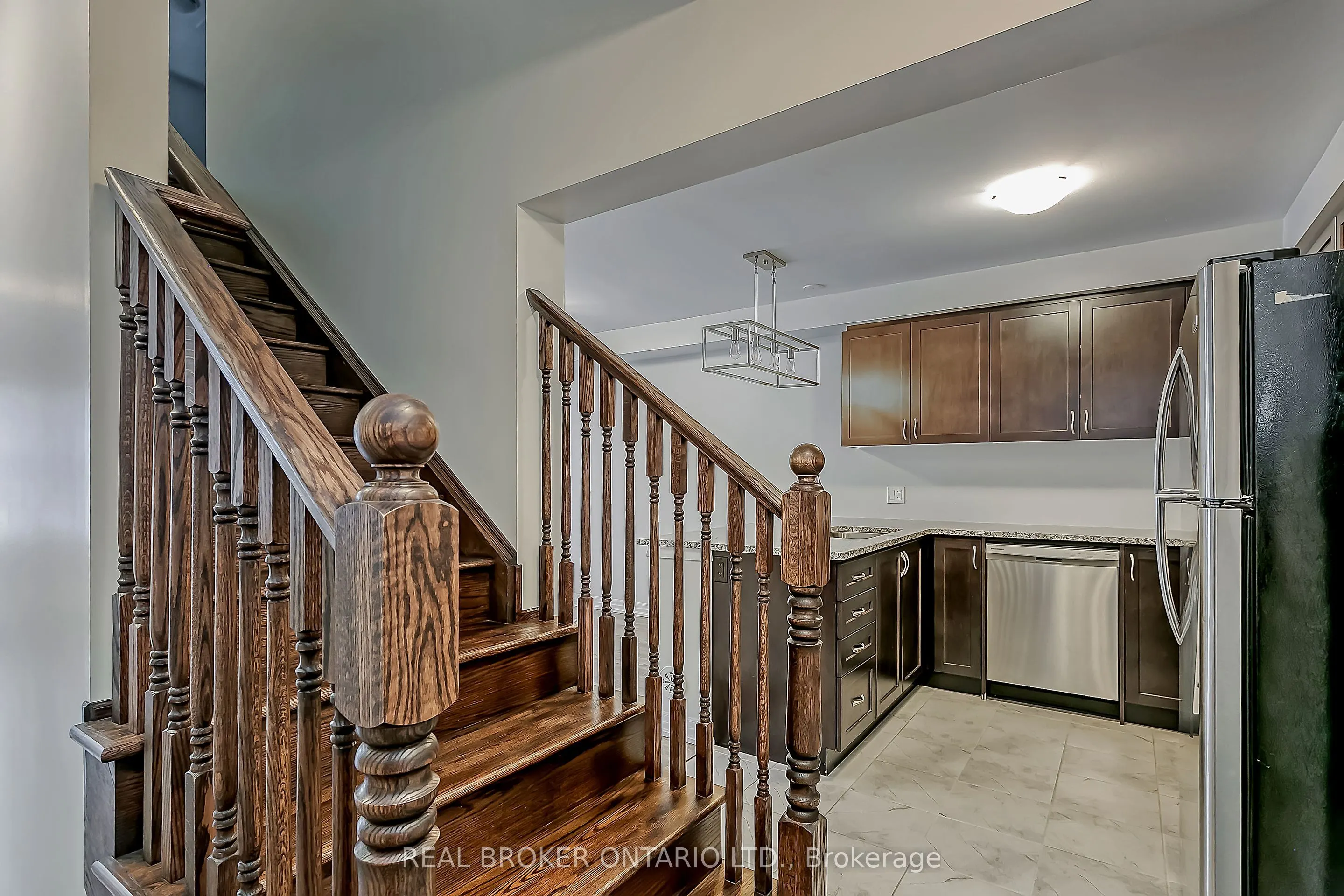 121 Christopher Road