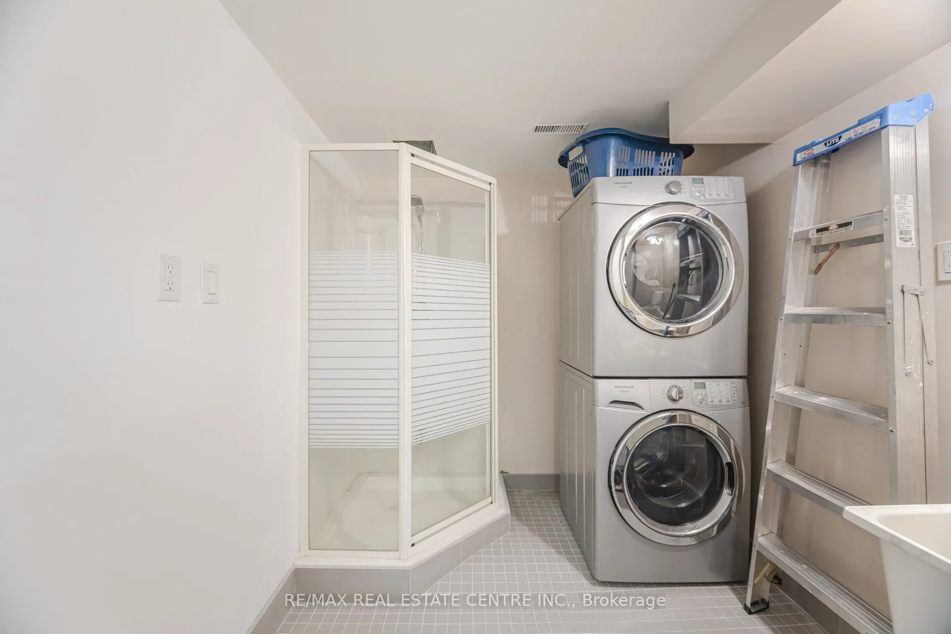 4230 Fieldgate Drive, #27