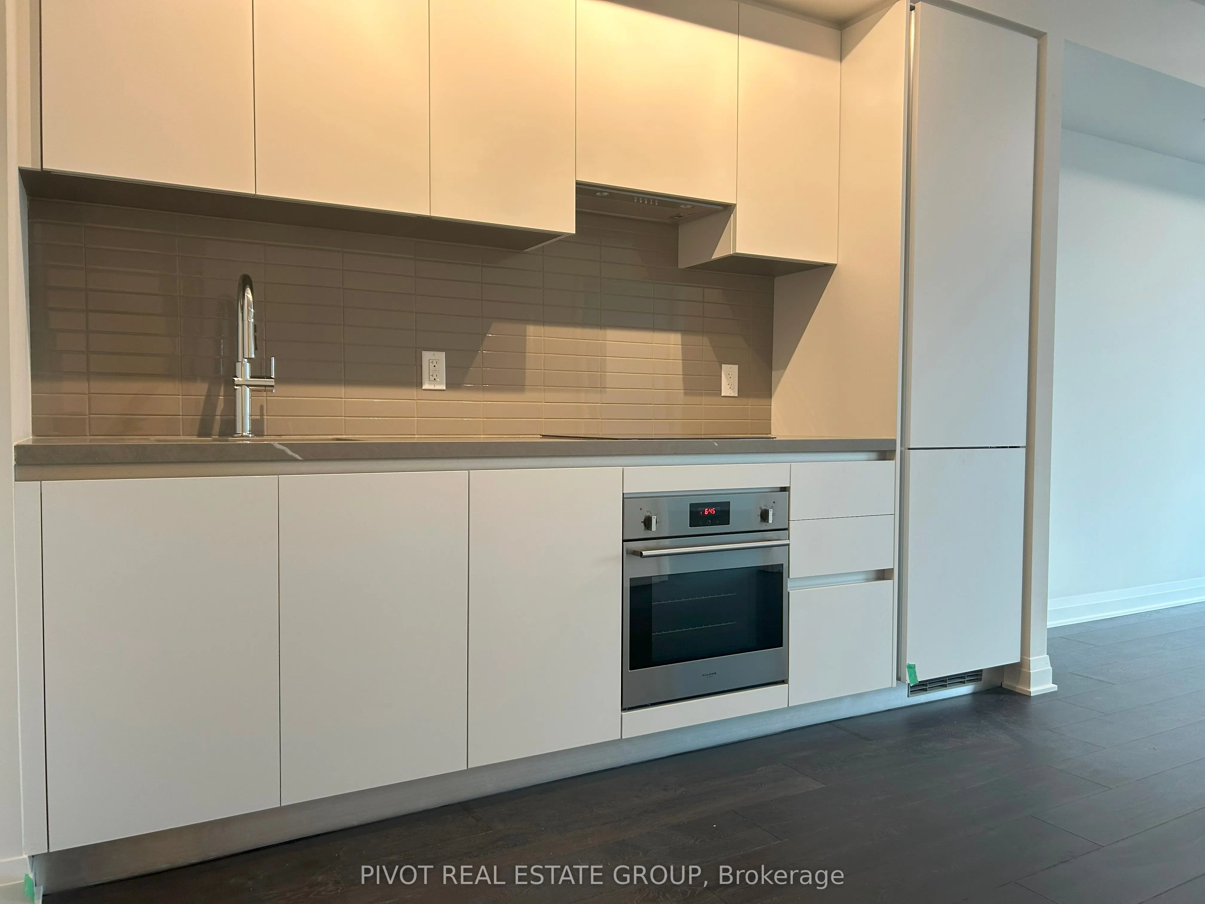 4015 The Exchange, #1201
