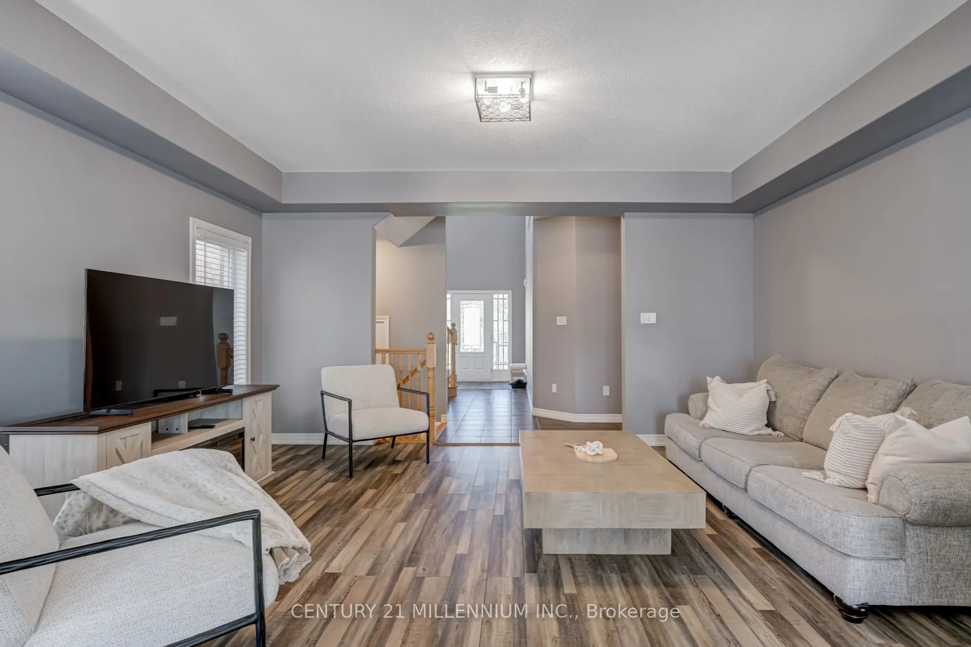 82 Wardlaw Avenue