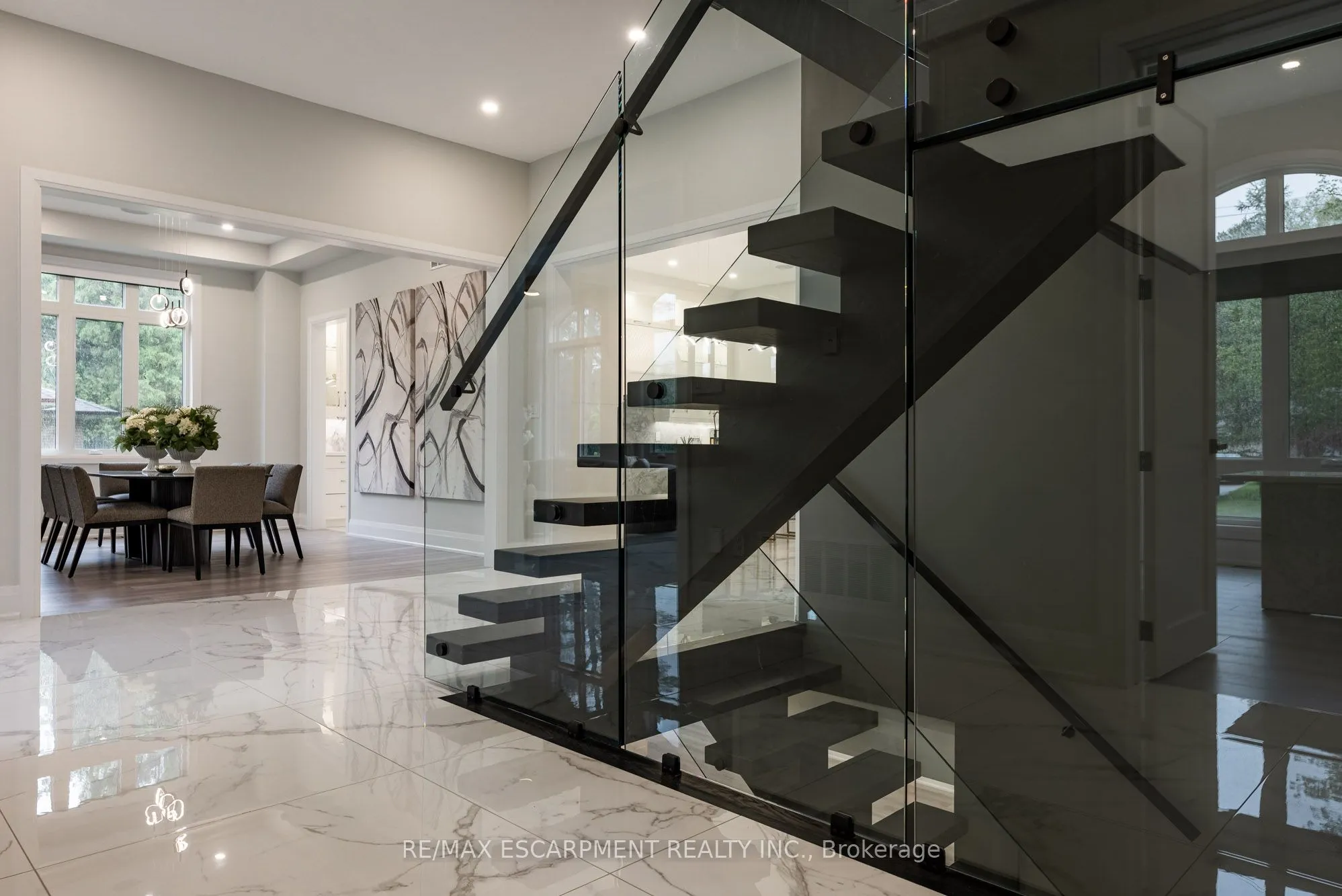 2110 Stonehouse Crescent