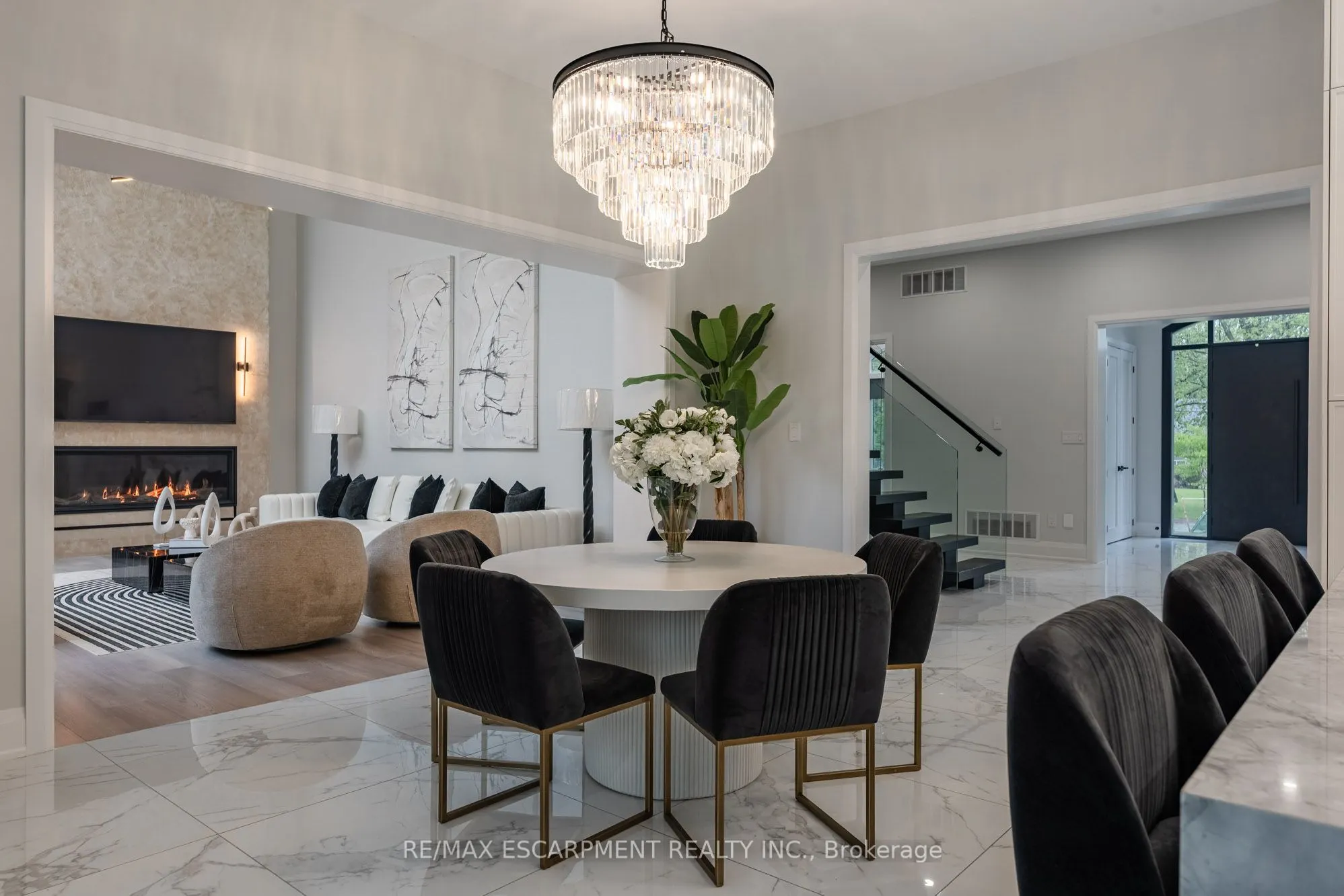 2110 Stonehouse Crescent