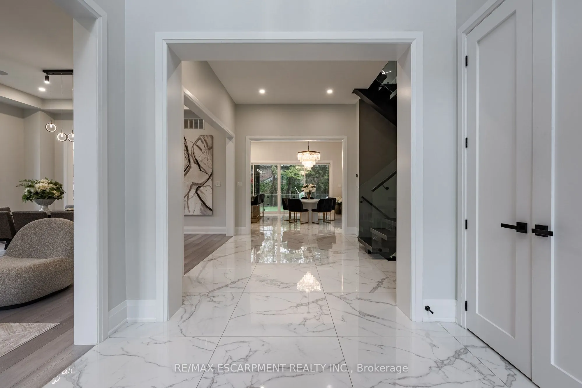 2110 Stonehouse Crescent