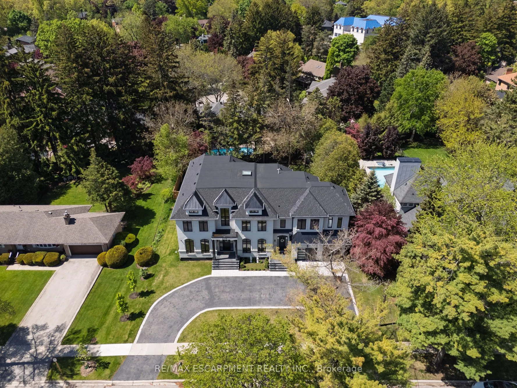 2110 Stonehouse Crescent