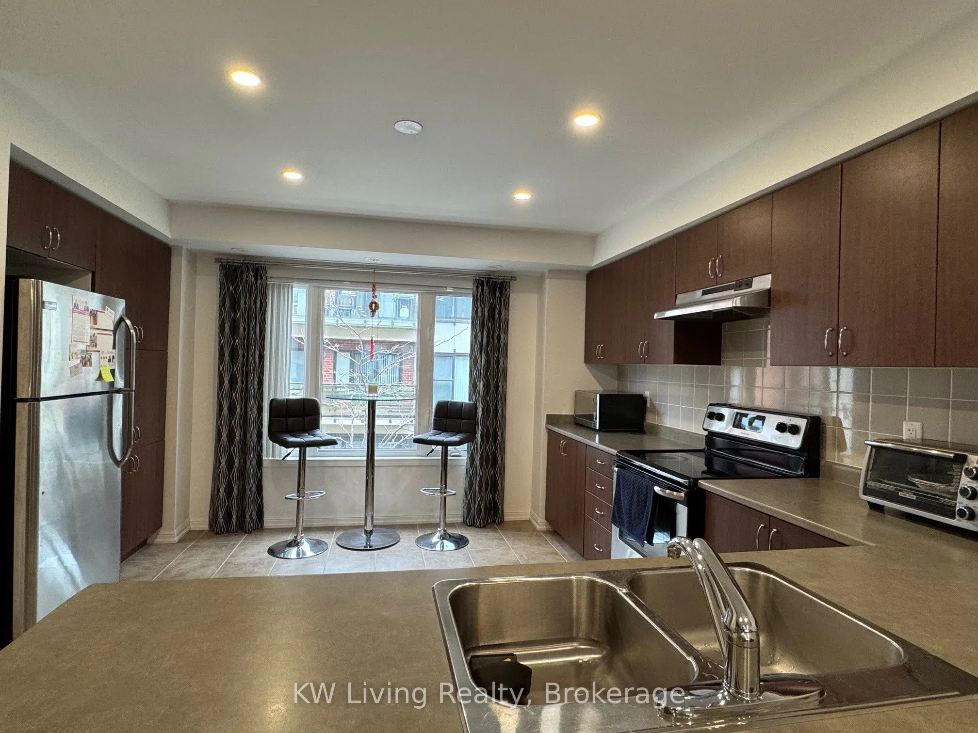 3120 Boxford Crescent, #6