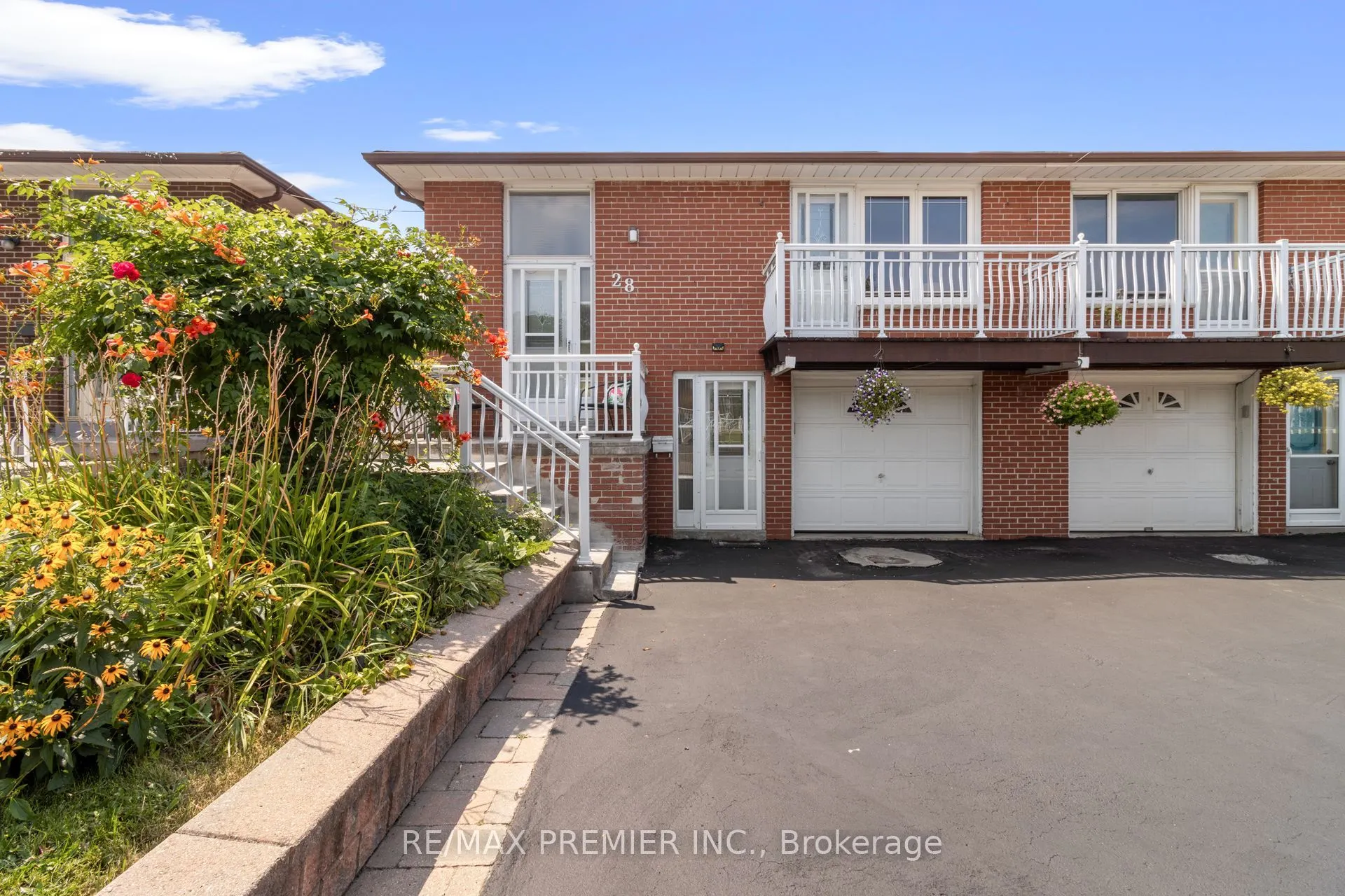 28 Futura Drive