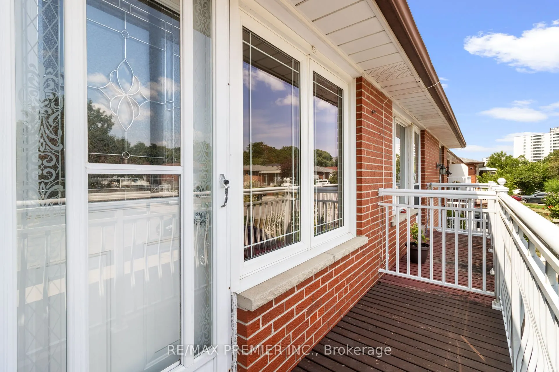 28 Futura Drive