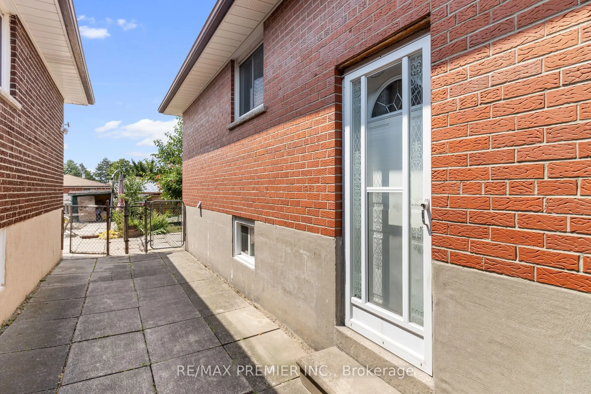 28 Futura Drive