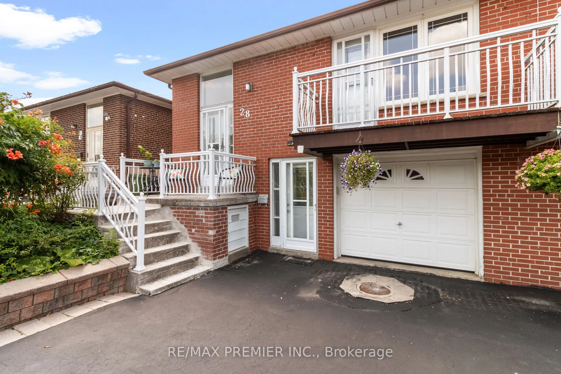 28 Futura Drive