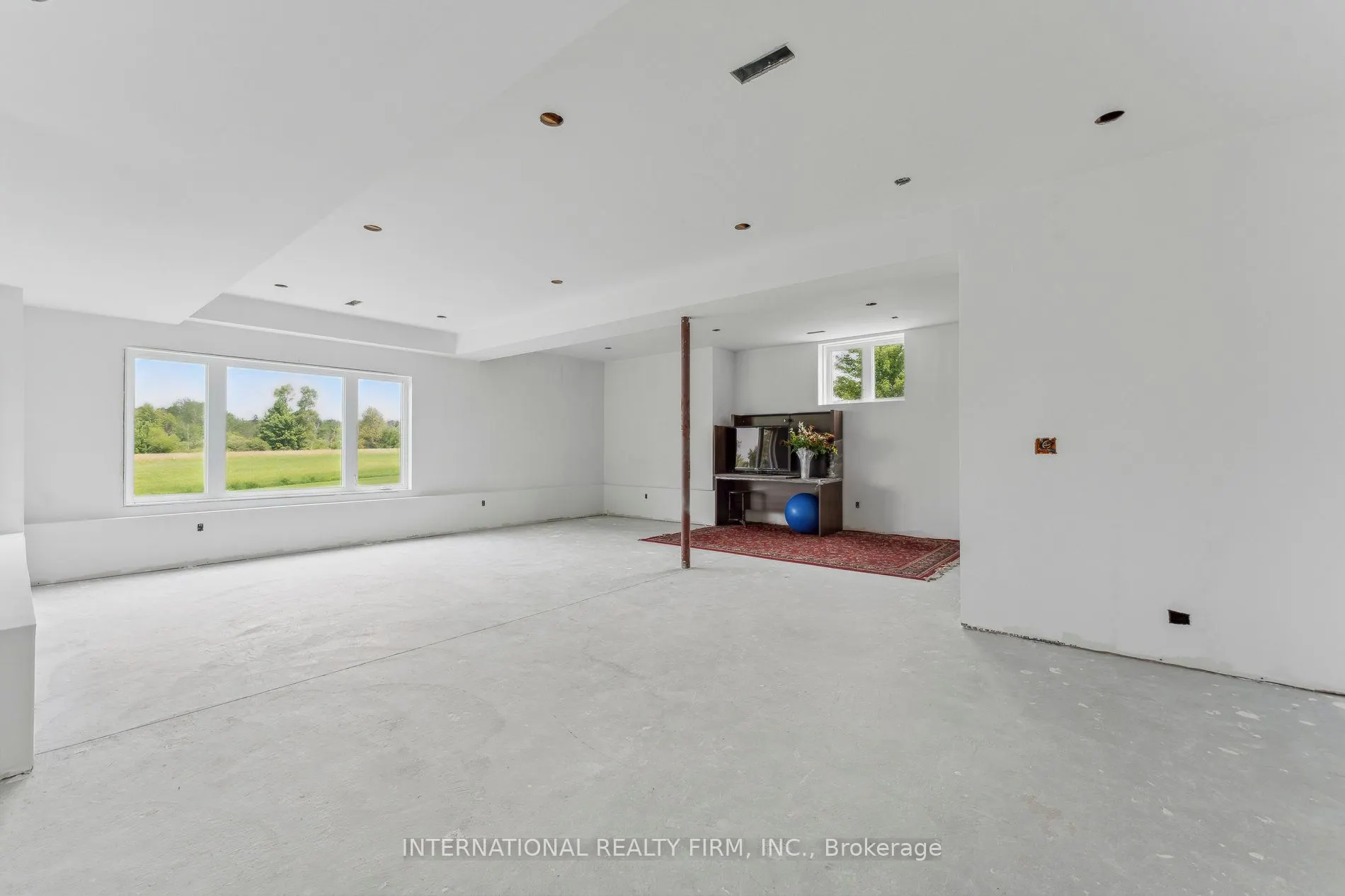 19769 Willoughby Road