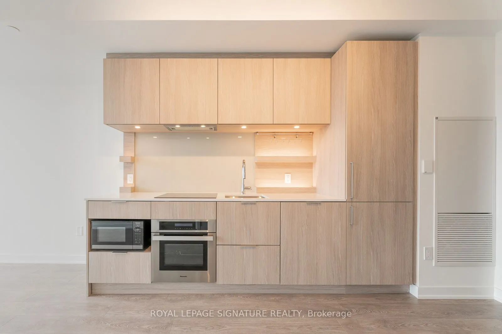 28 Ann Street, #914