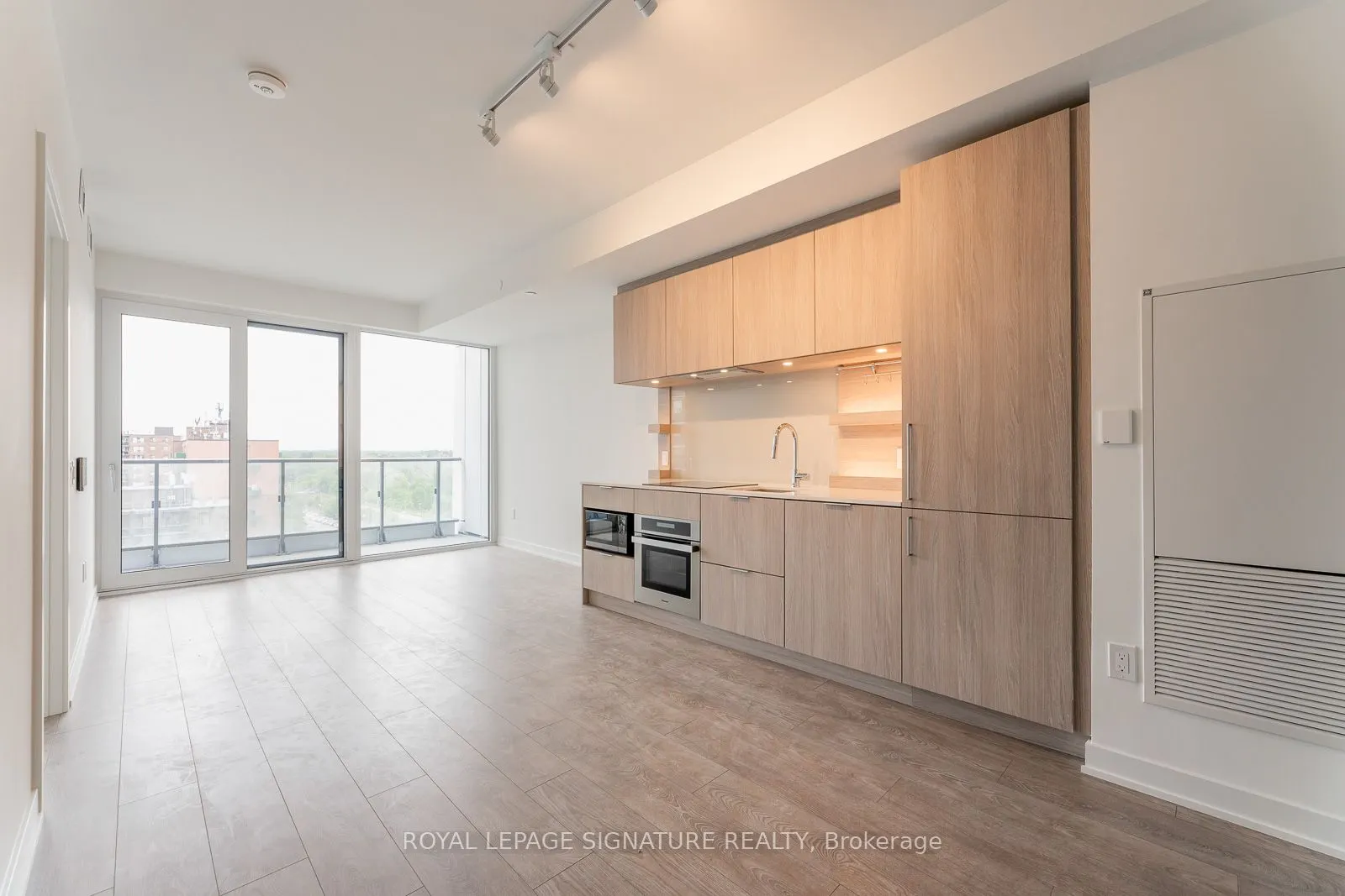 28 Ann Street, #914