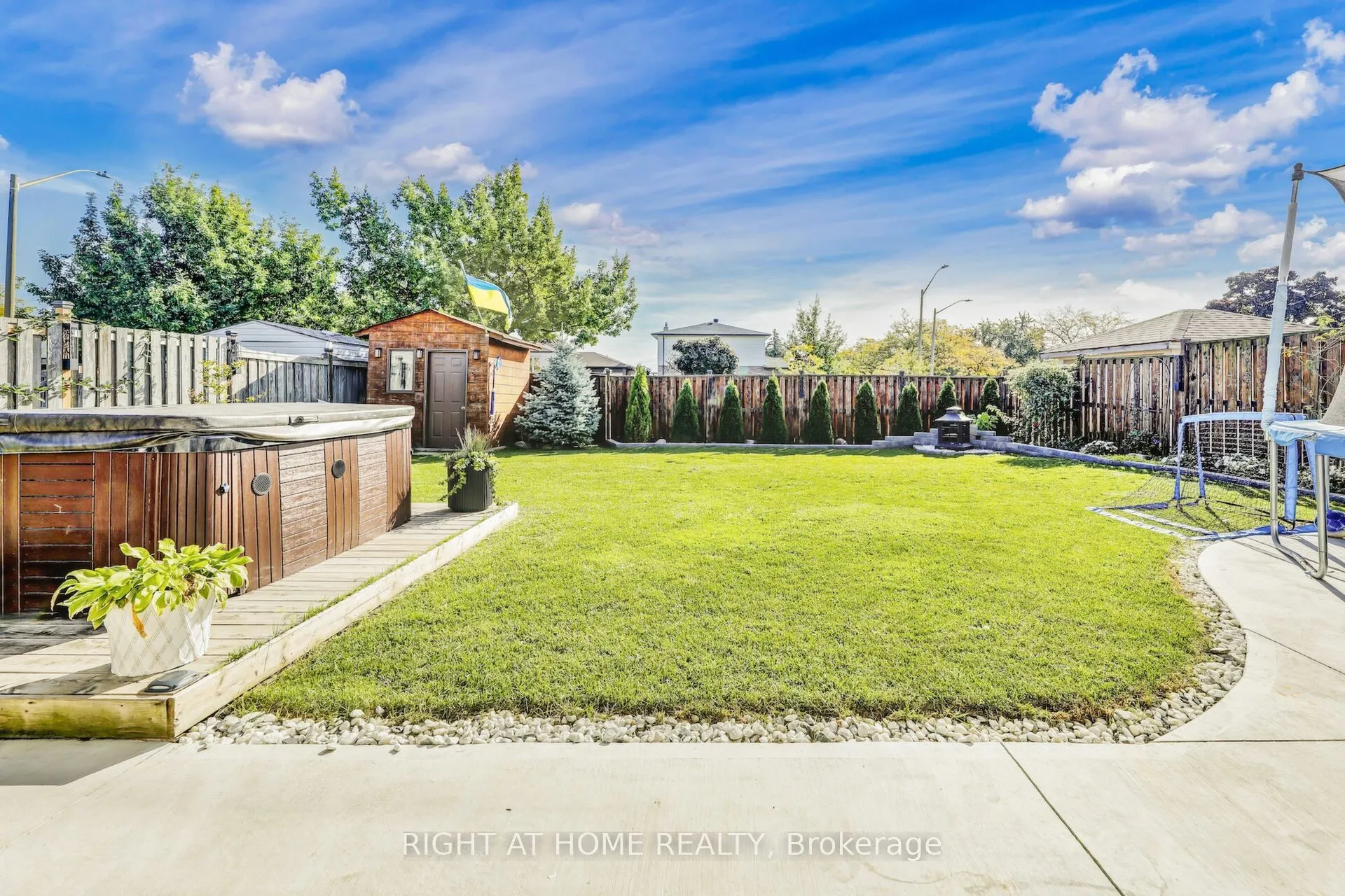 2837 Kingsberry Crescent