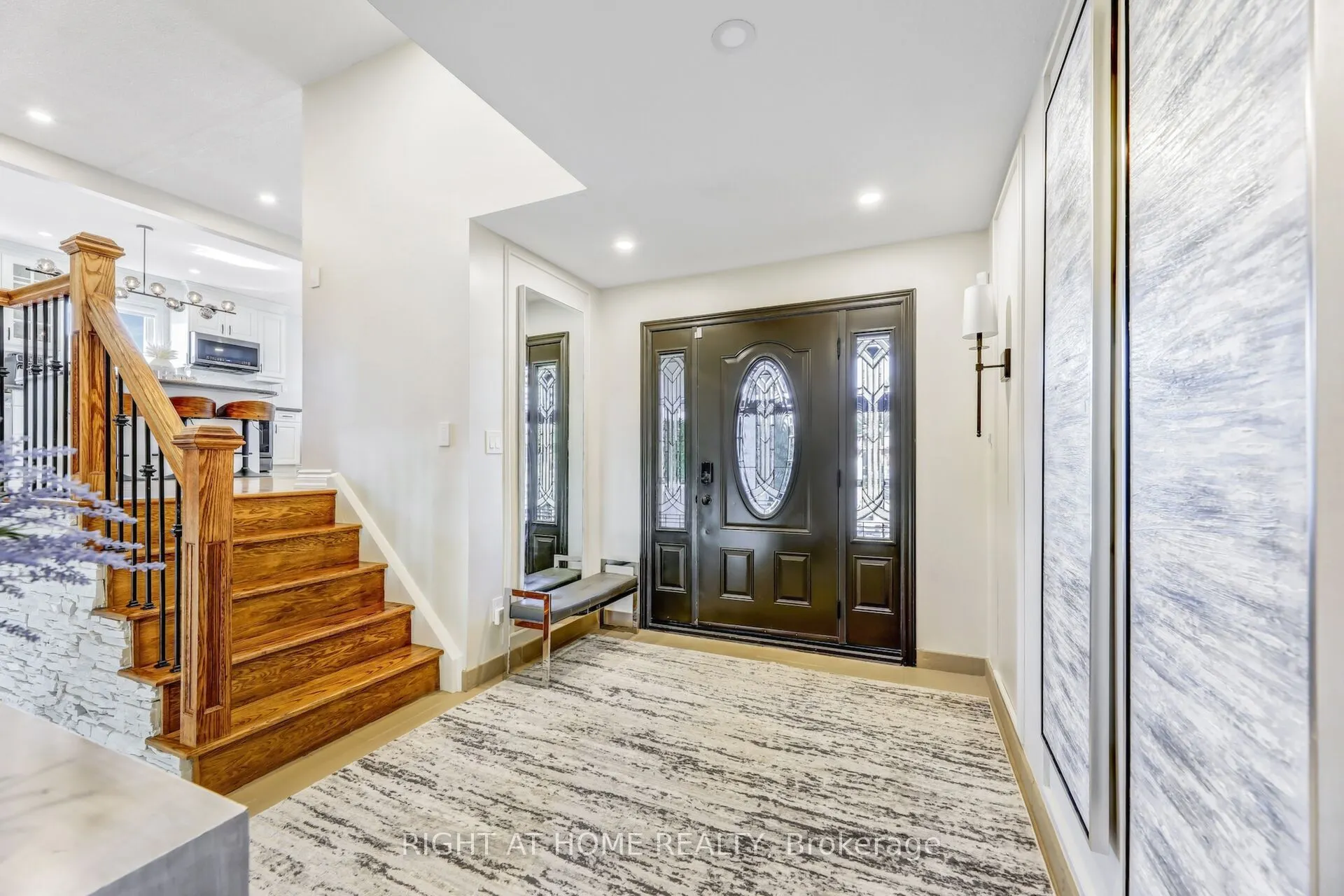 2837 Kingsberry Crescent