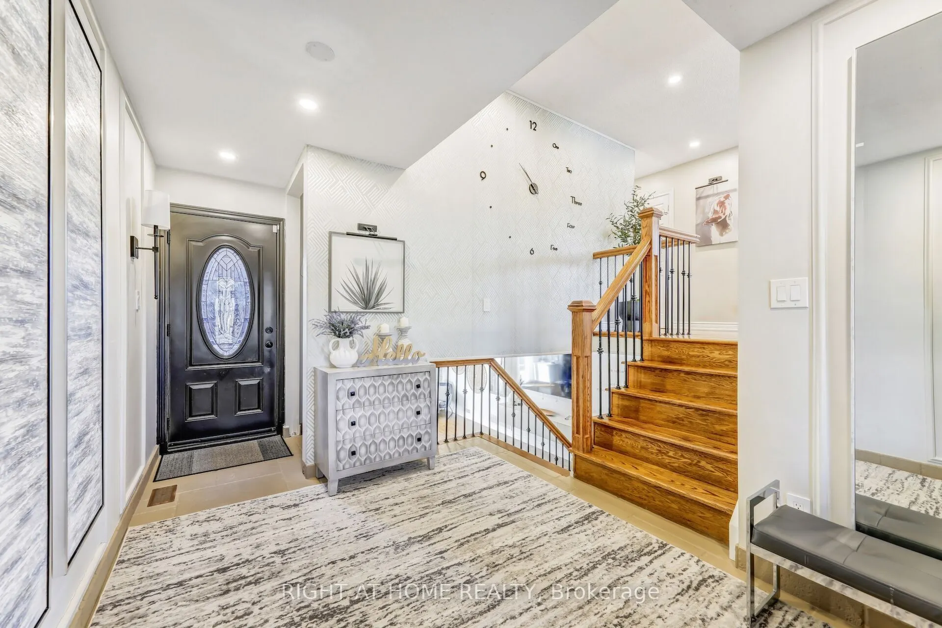 2837 Kingsberry Crescent