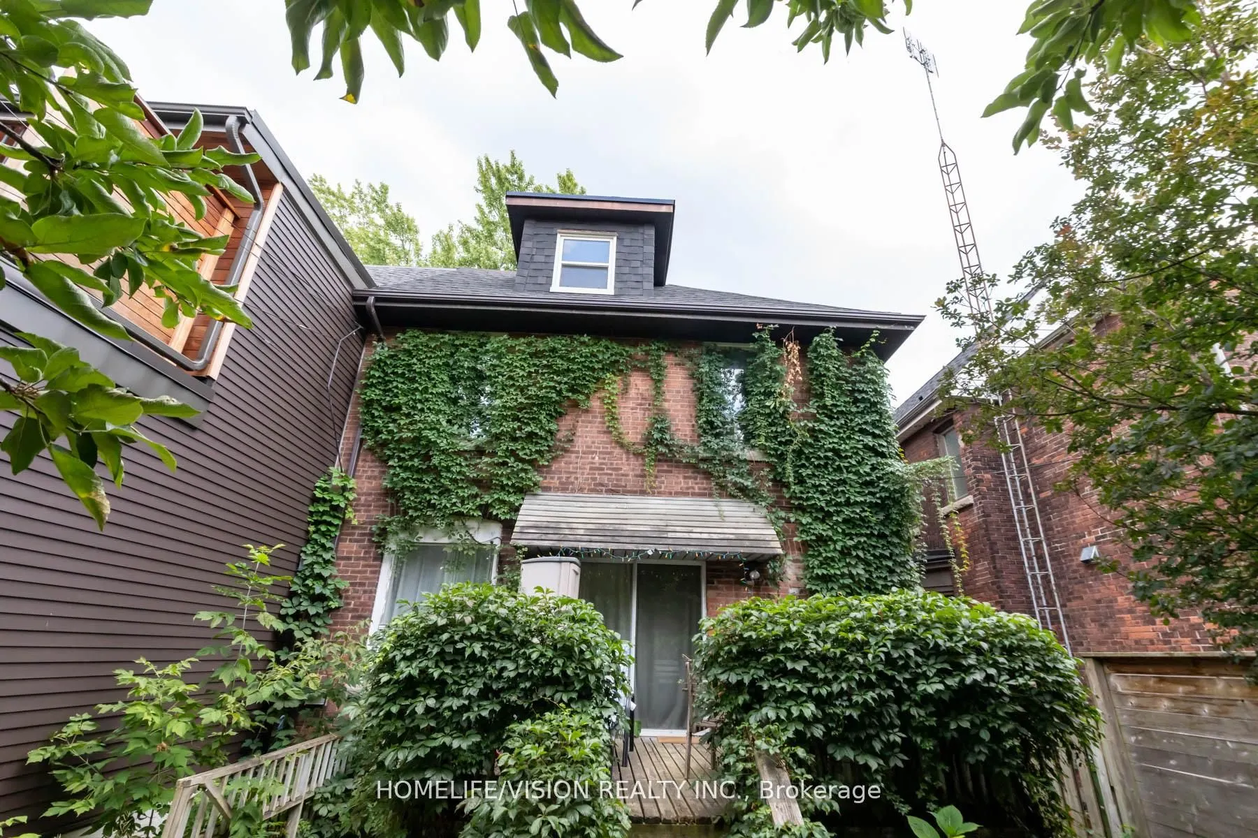 88 Pearson Avenue