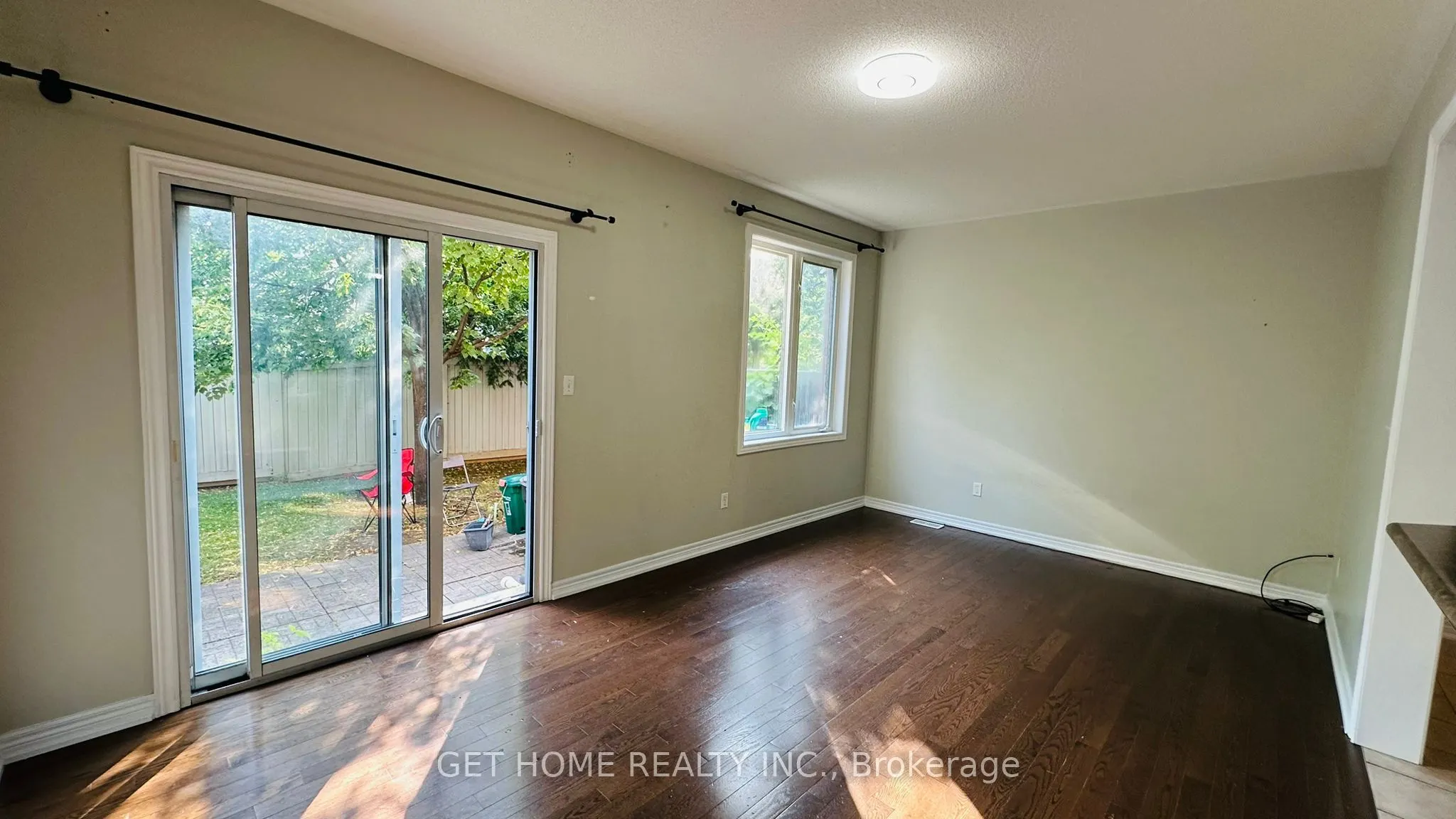 1015 Galesway Boulevard, #6