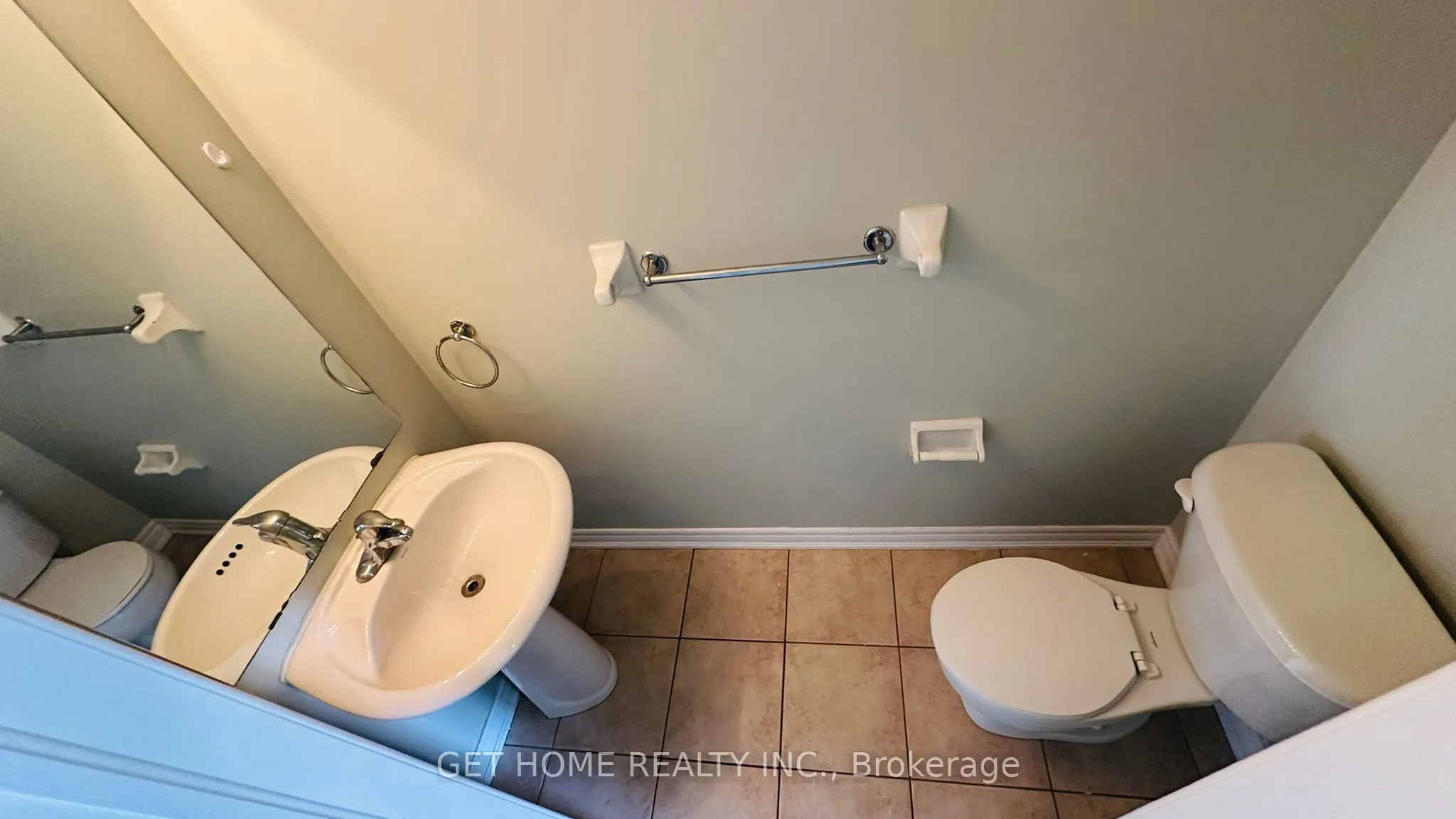 1015 Galesway Boulevard, #6