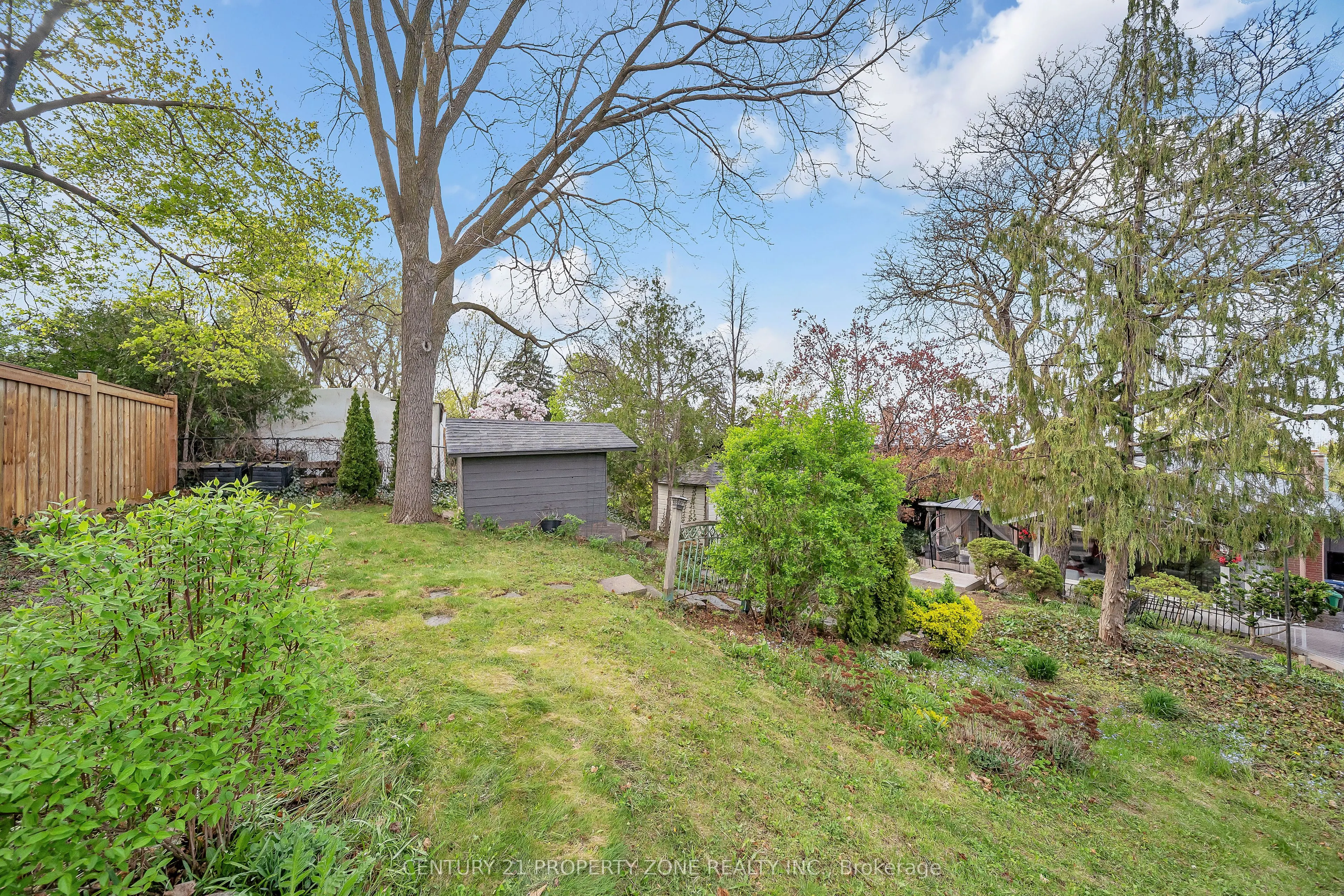 122 Vista Boulevard
