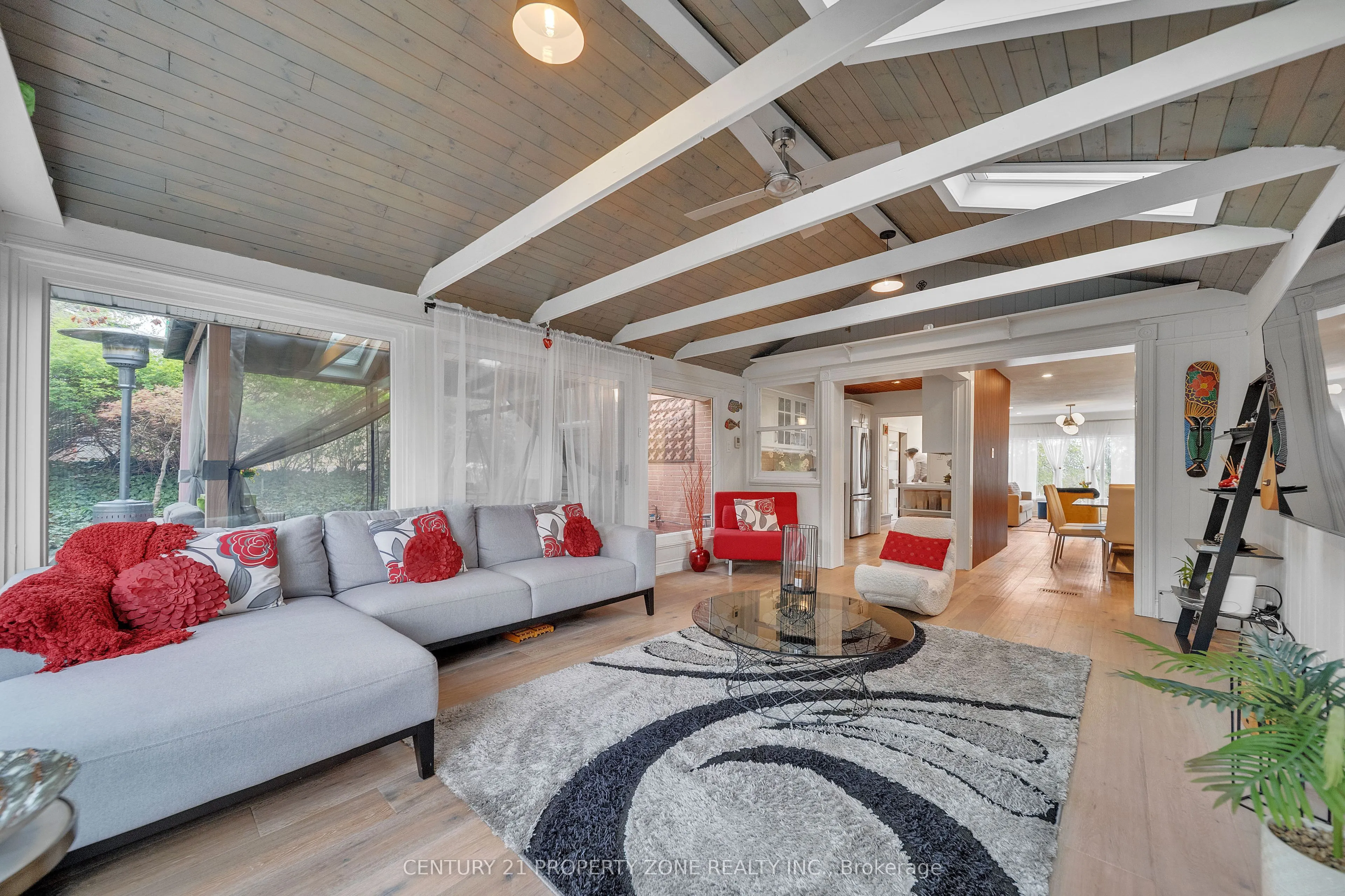 122 Vista Boulevard