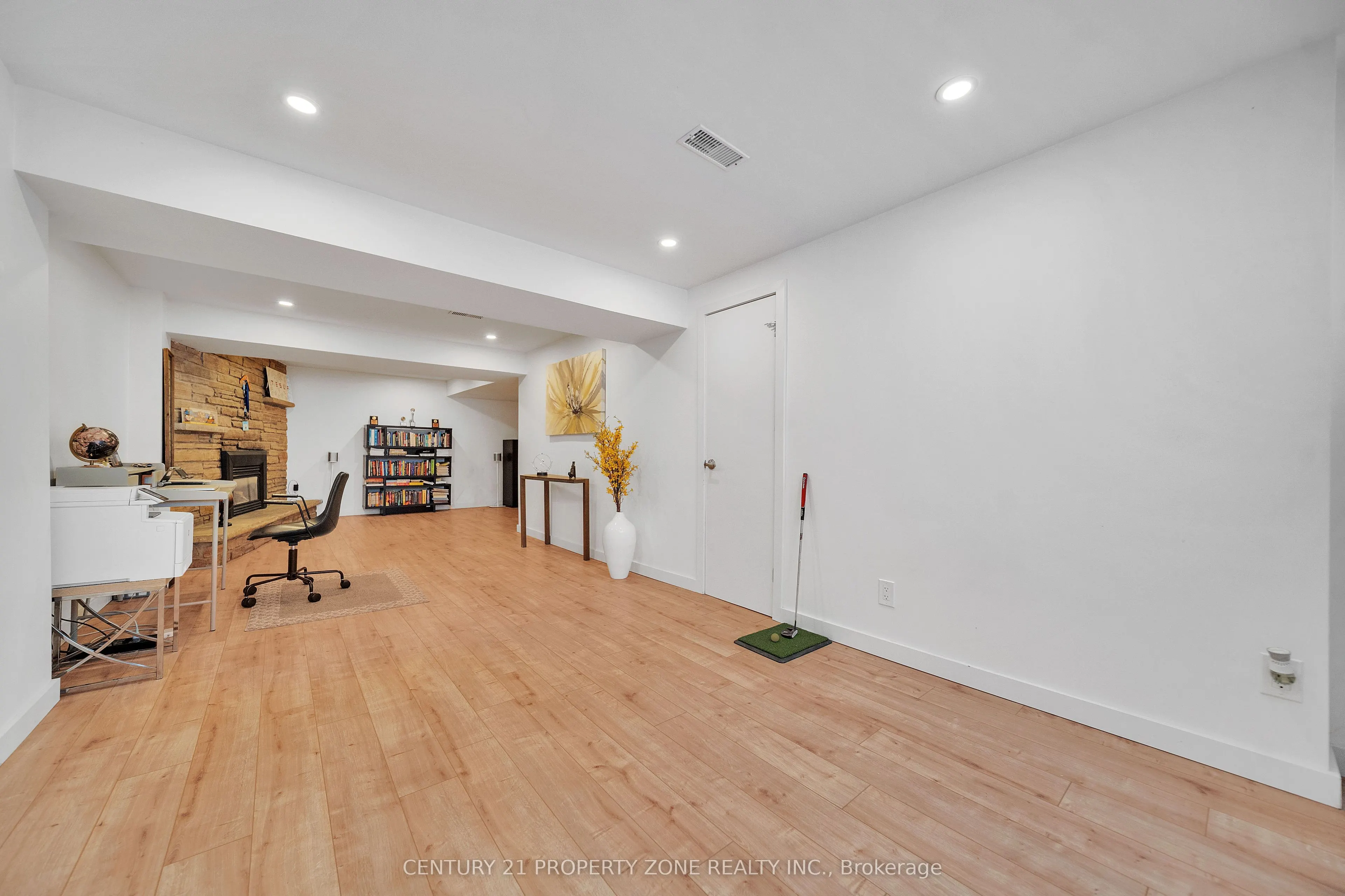 122 Vista Boulevard