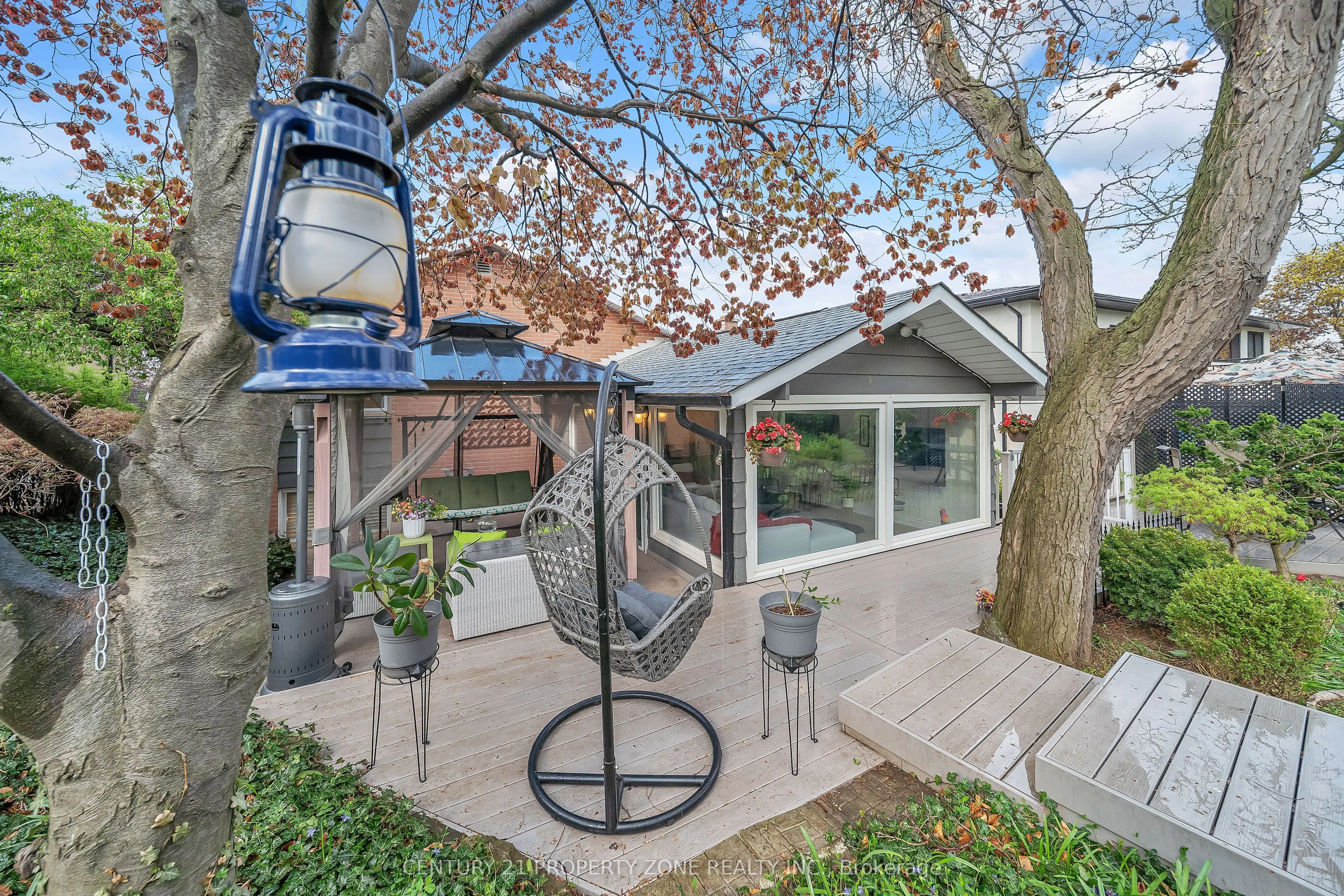 122 Vista Boulevard