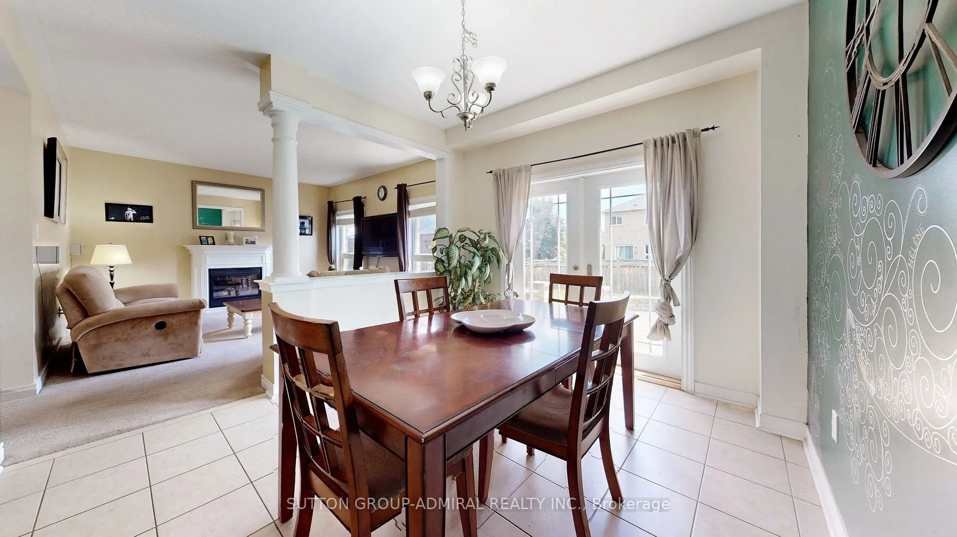 13 Fallgate Drive