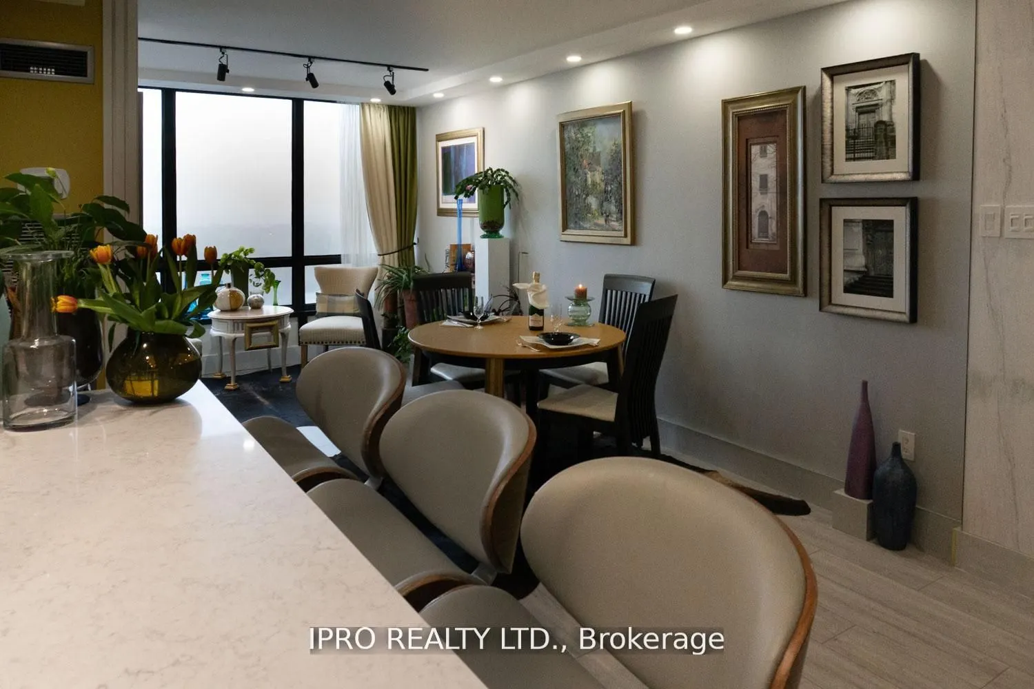 1300 Islington Avenue, #2403