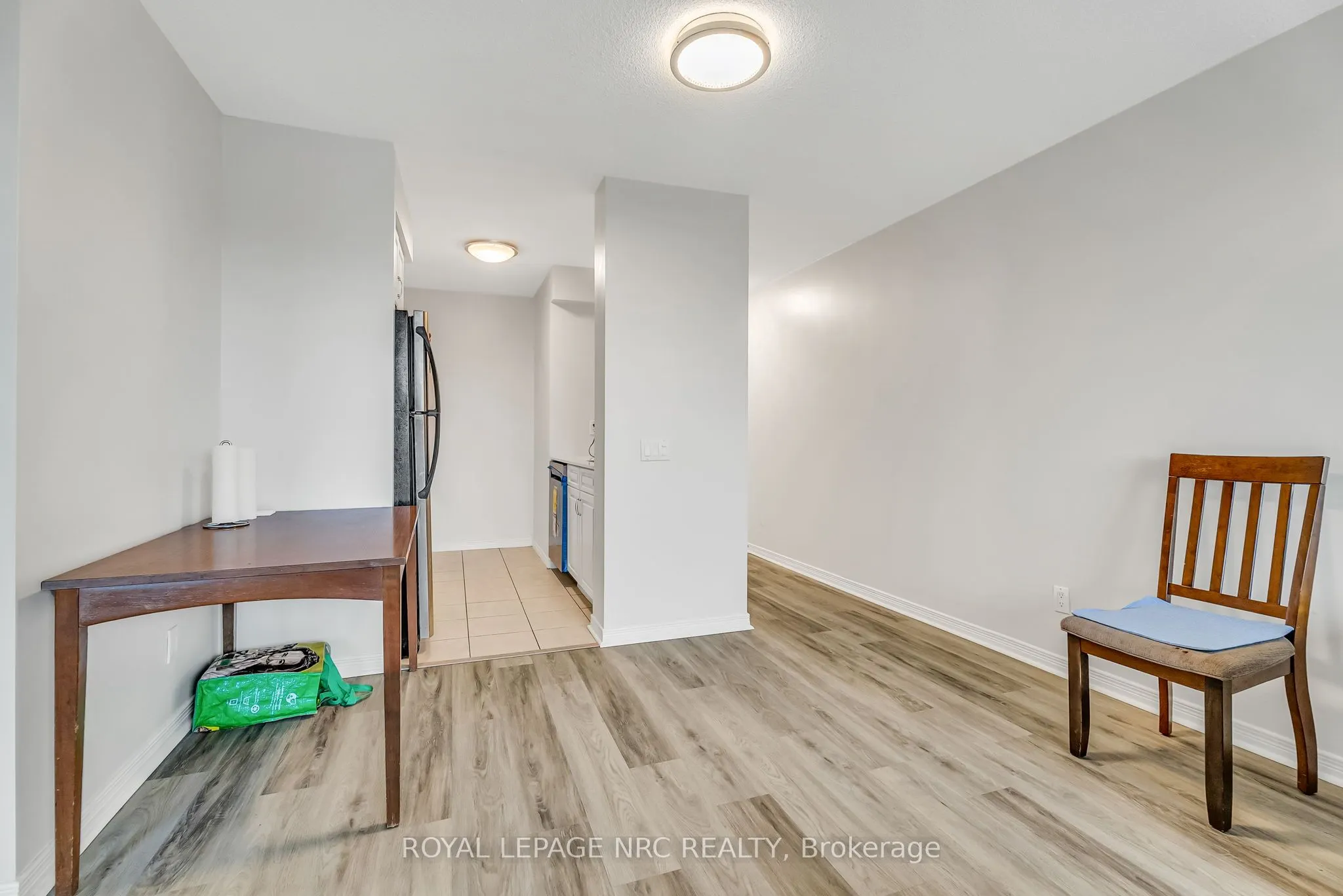 60 Heintzman Street, #933