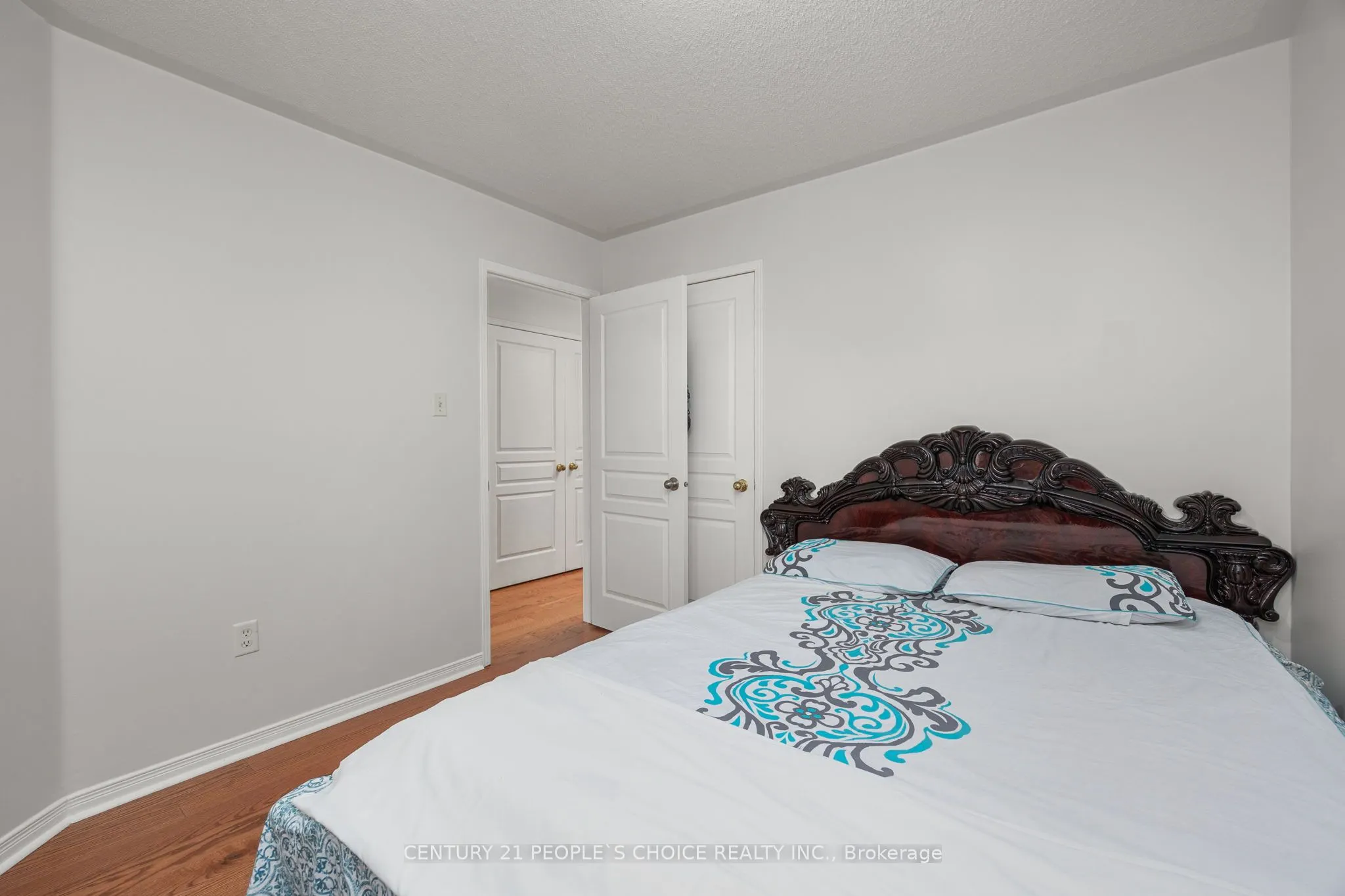 3833 Manatee Way
