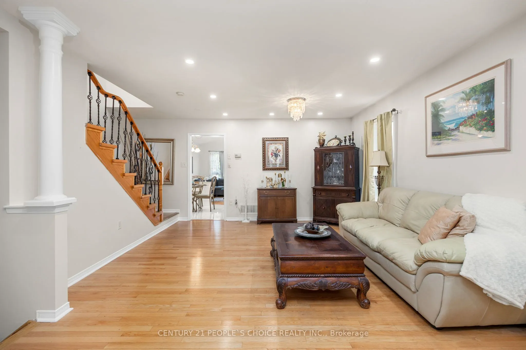 3833 Manatee Way