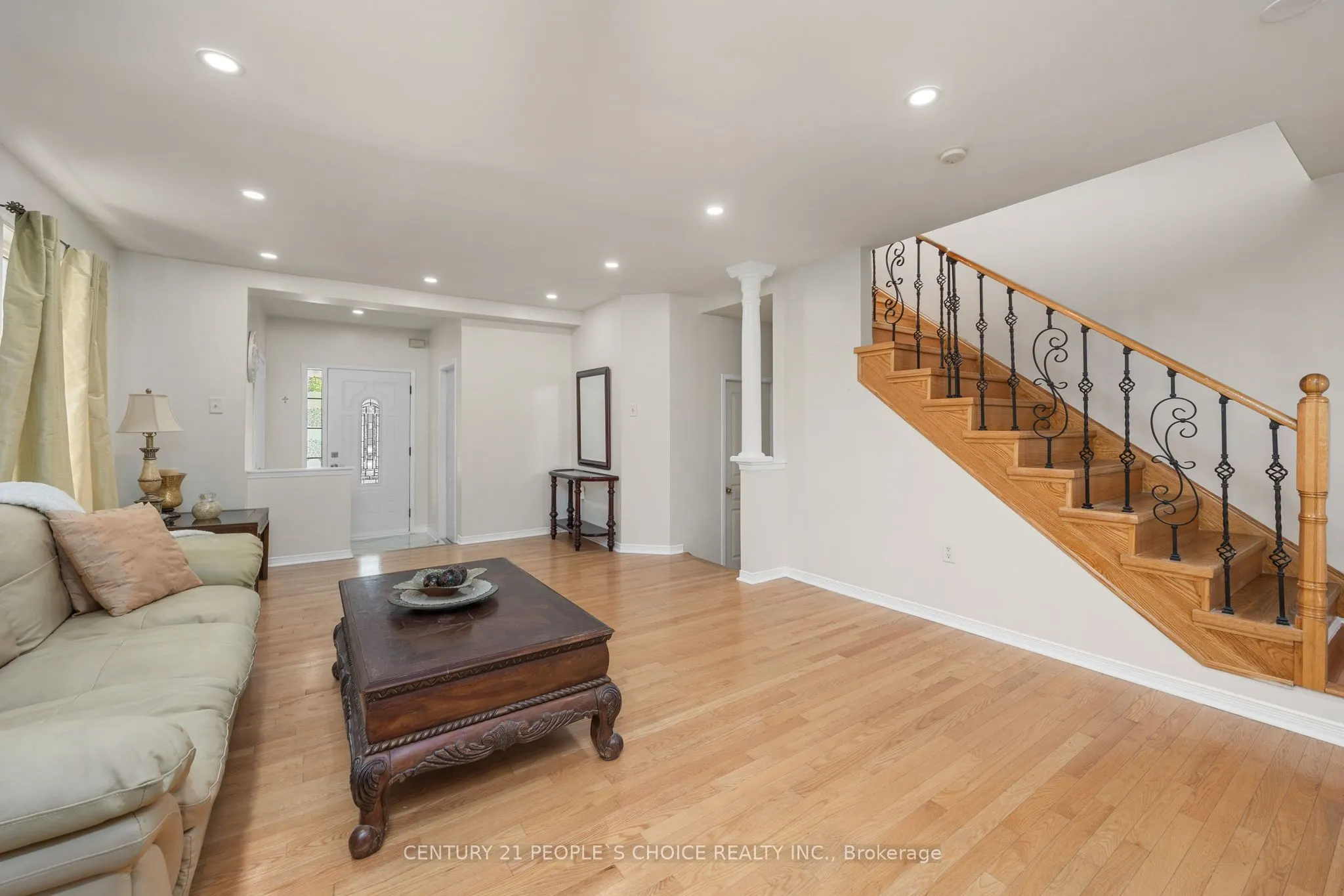 3833 Manatee Way