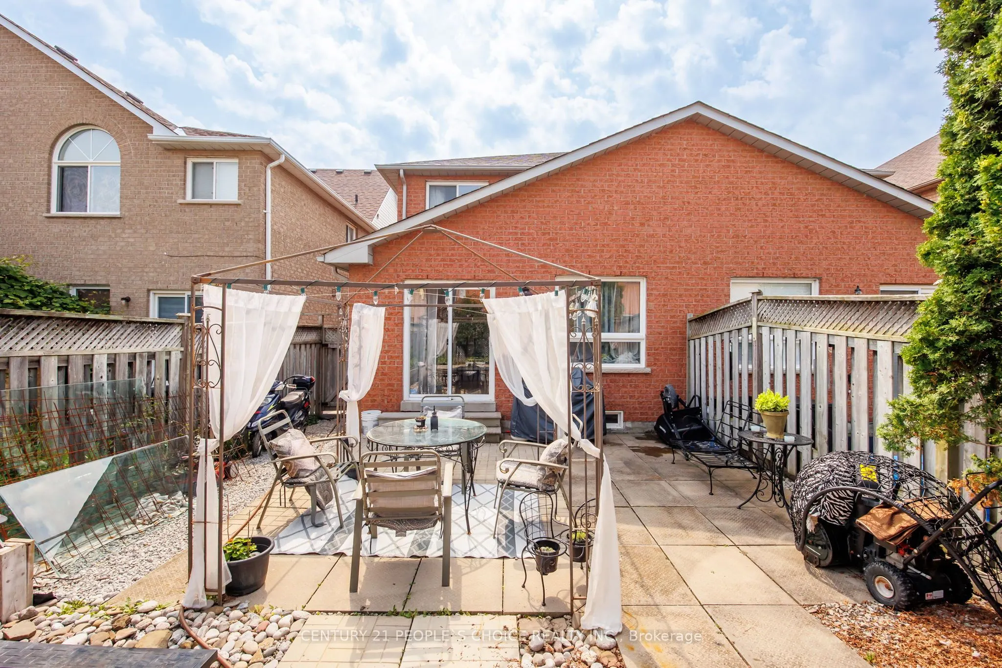 3833 Manatee Way
