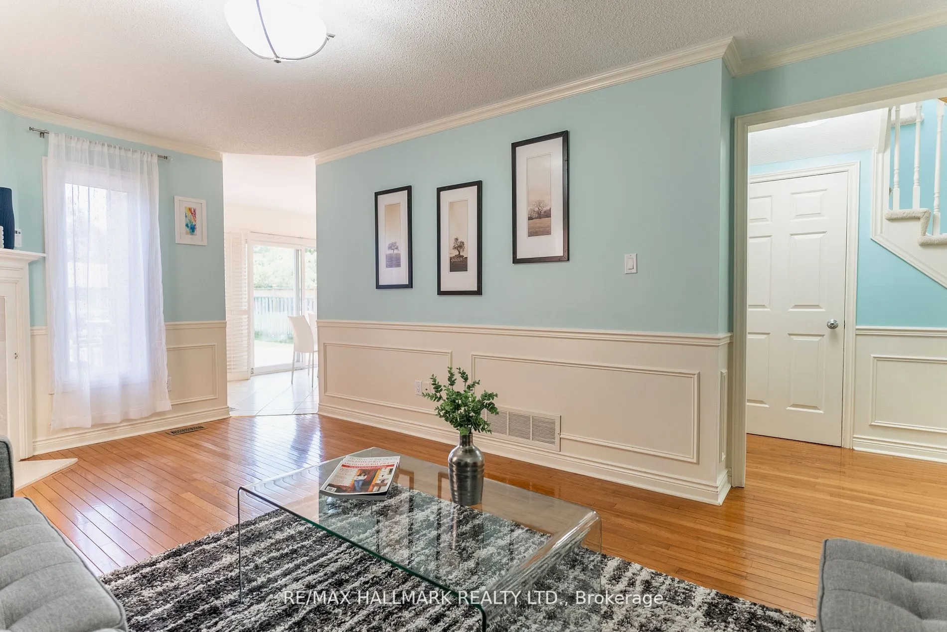 3294 Thorncrest Drive