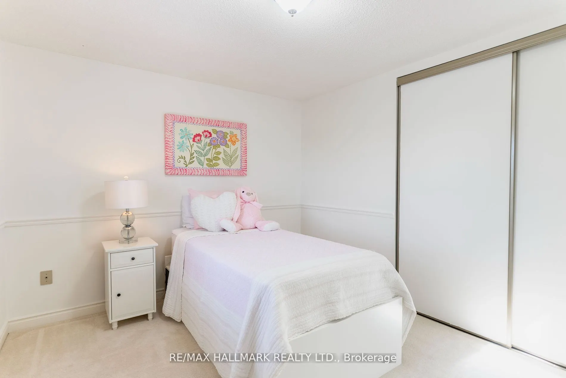 3294 Thorncrest Drive
