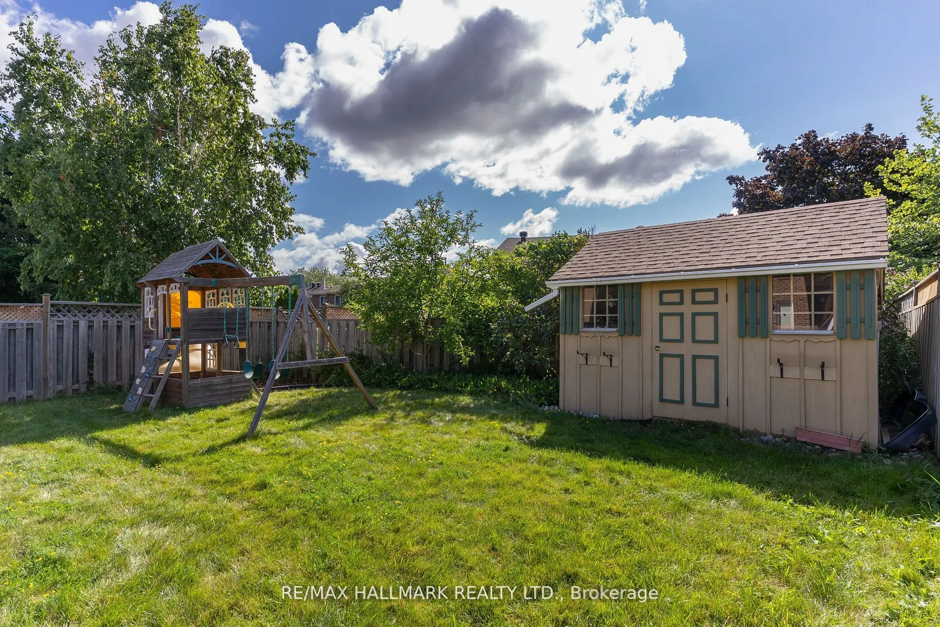 3294 Thorncrest Drive