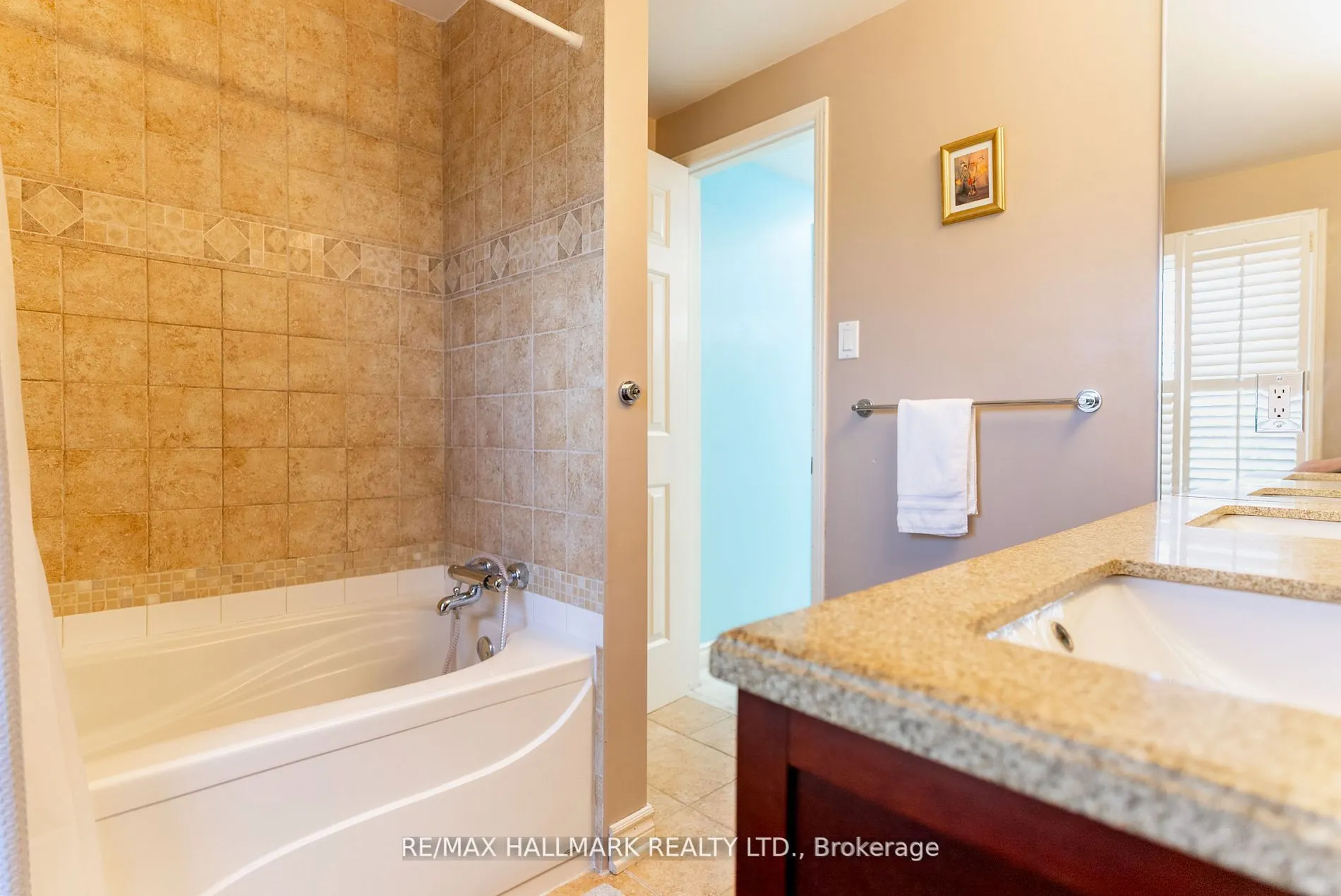 3294 Thorncrest Drive