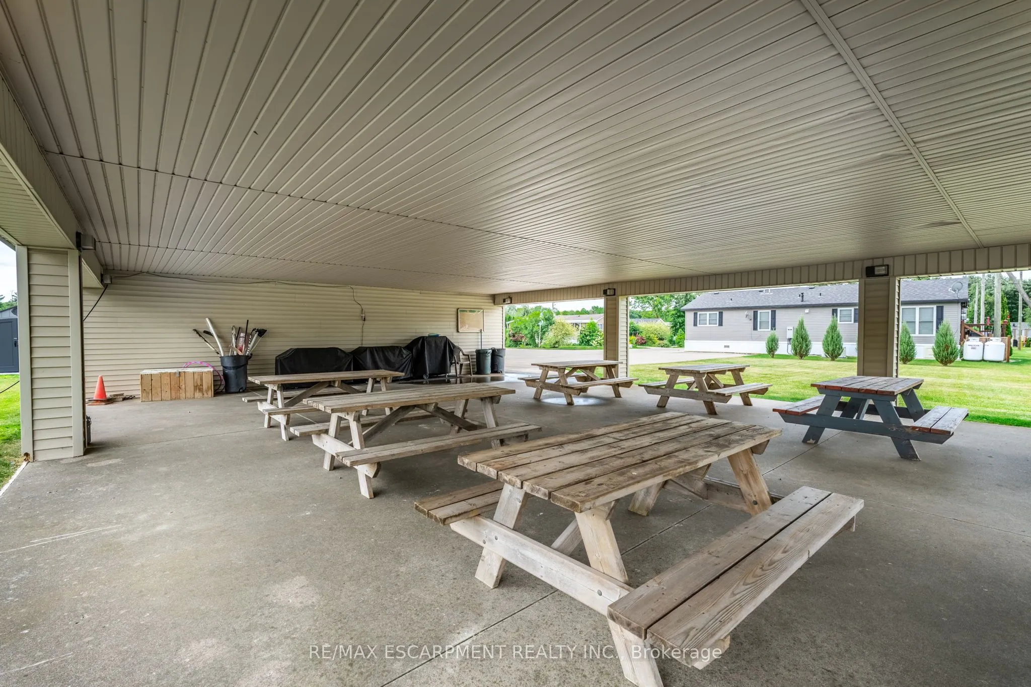 4449 MILBUROUGH Line, #8 Poplar