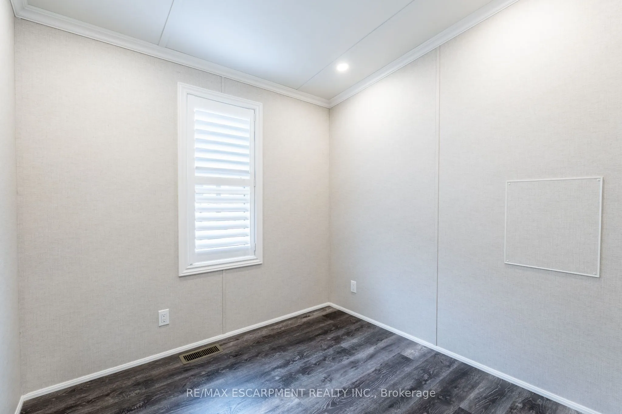 4449 MILBUROUGH Line, #8 Poplar
