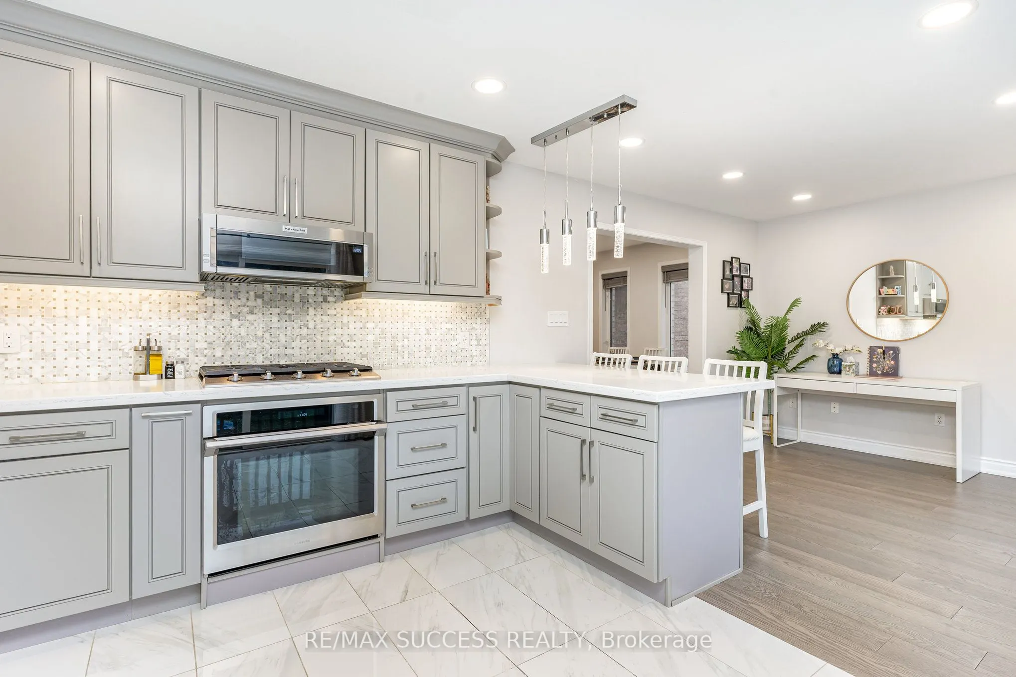 5383 Red Brush Drive