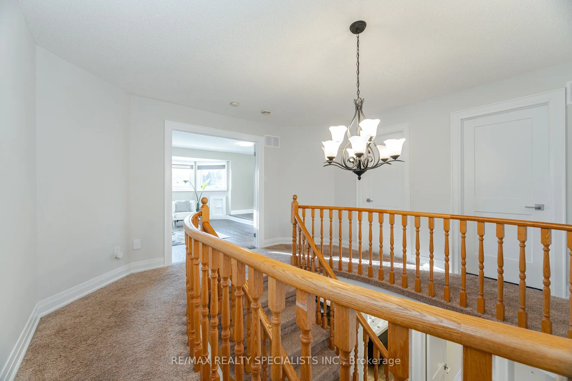 99 Kenpark Avenue
