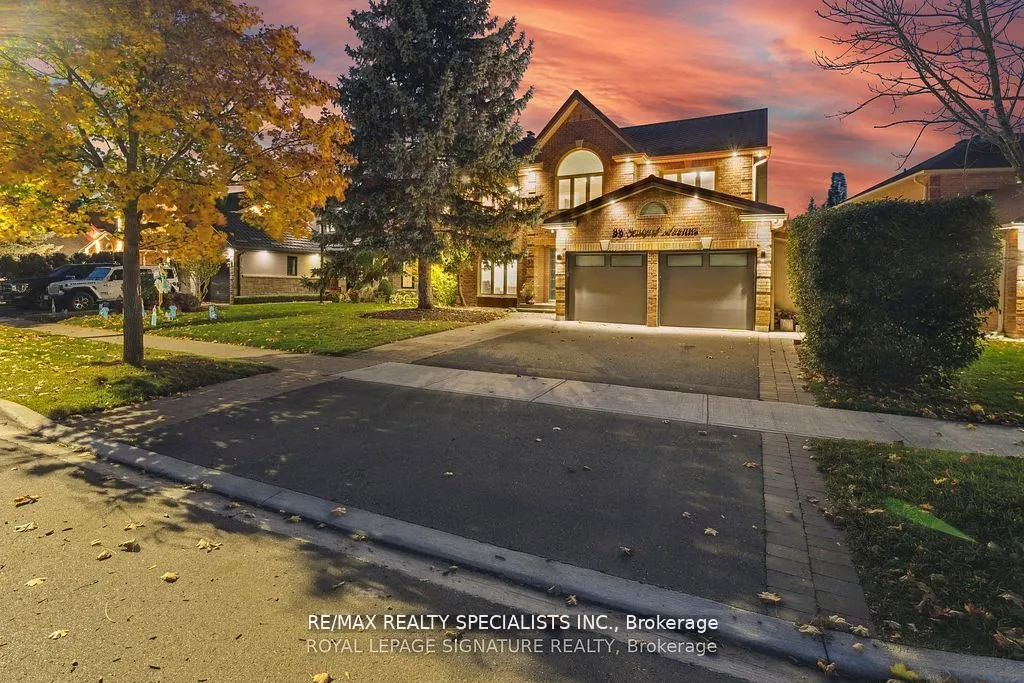 99 Kenpark Avenue