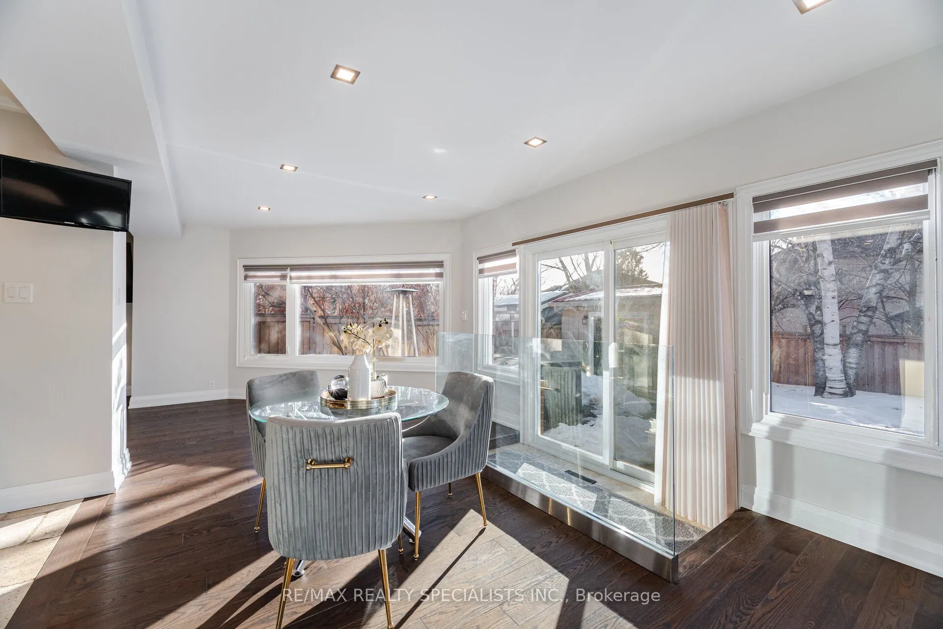 99 Kenpark Avenue
