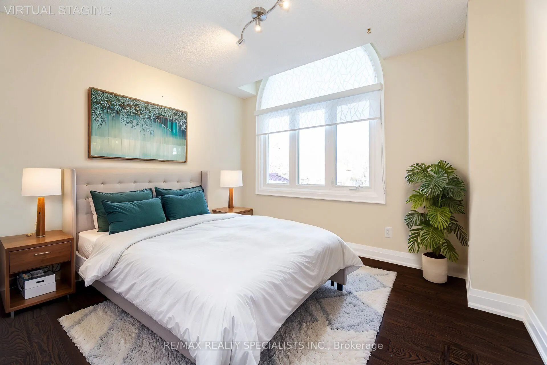 99 Kenpark Avenue