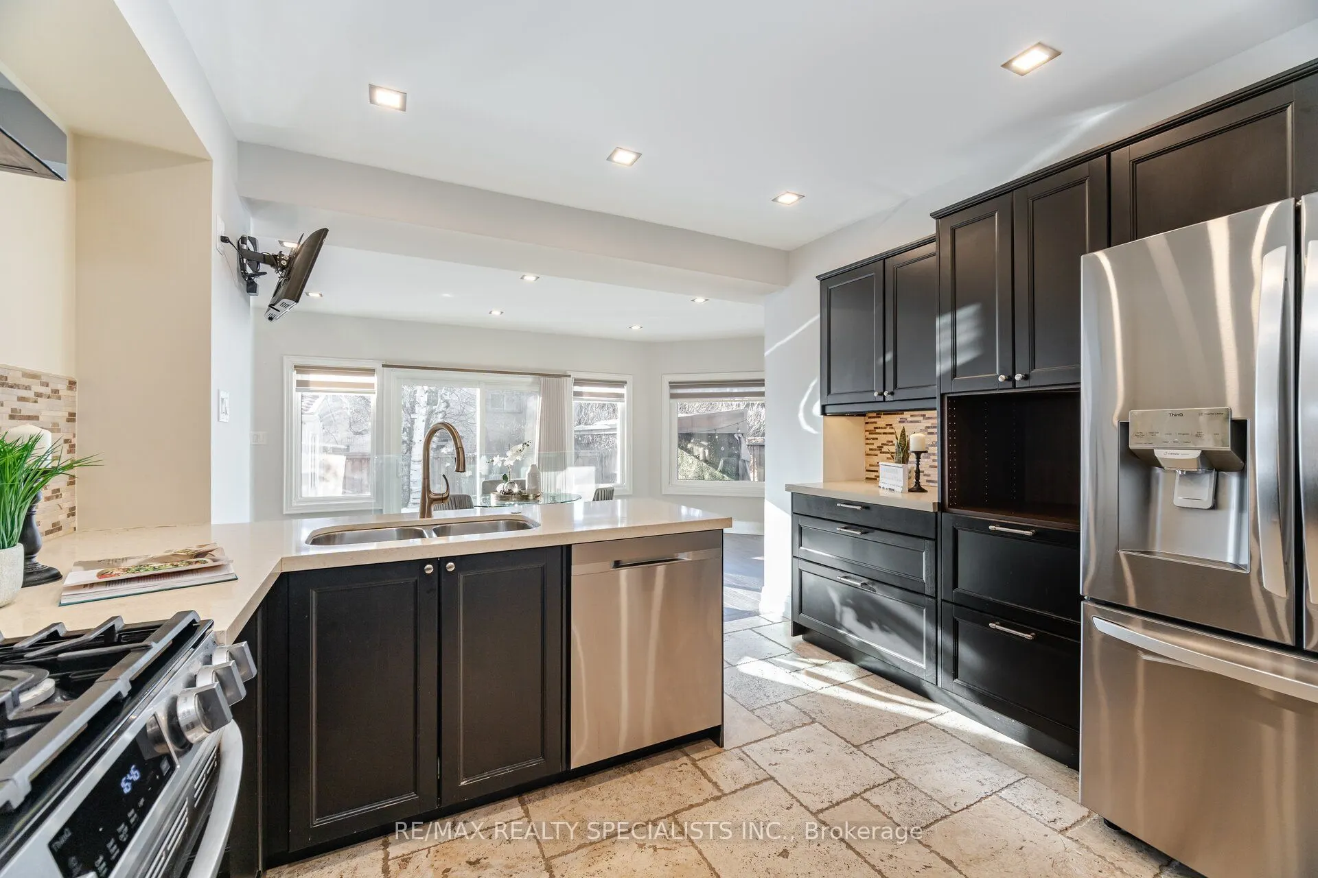 99 Kenpark Avenue