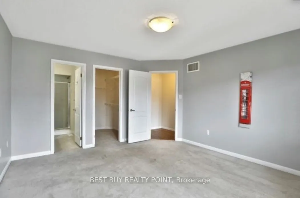 251 Mortimer Crescent