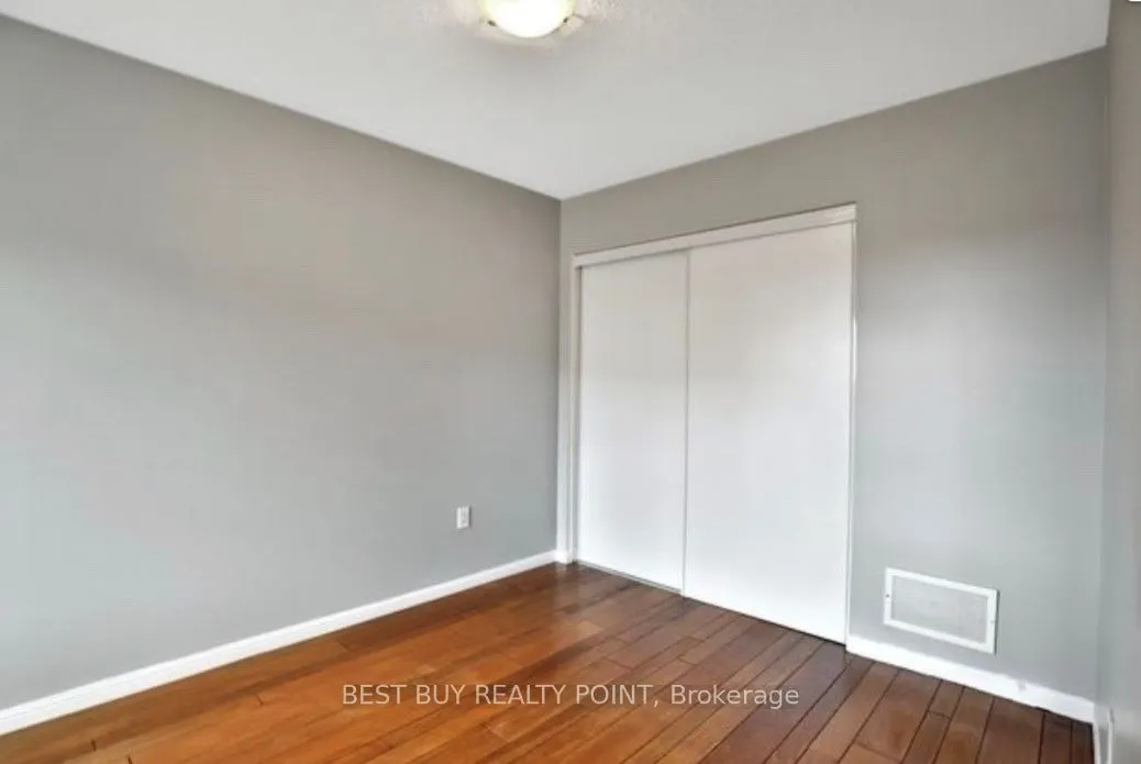 251 Mortimer Crescent