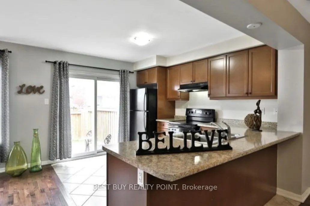 251 Mortimer Crescent