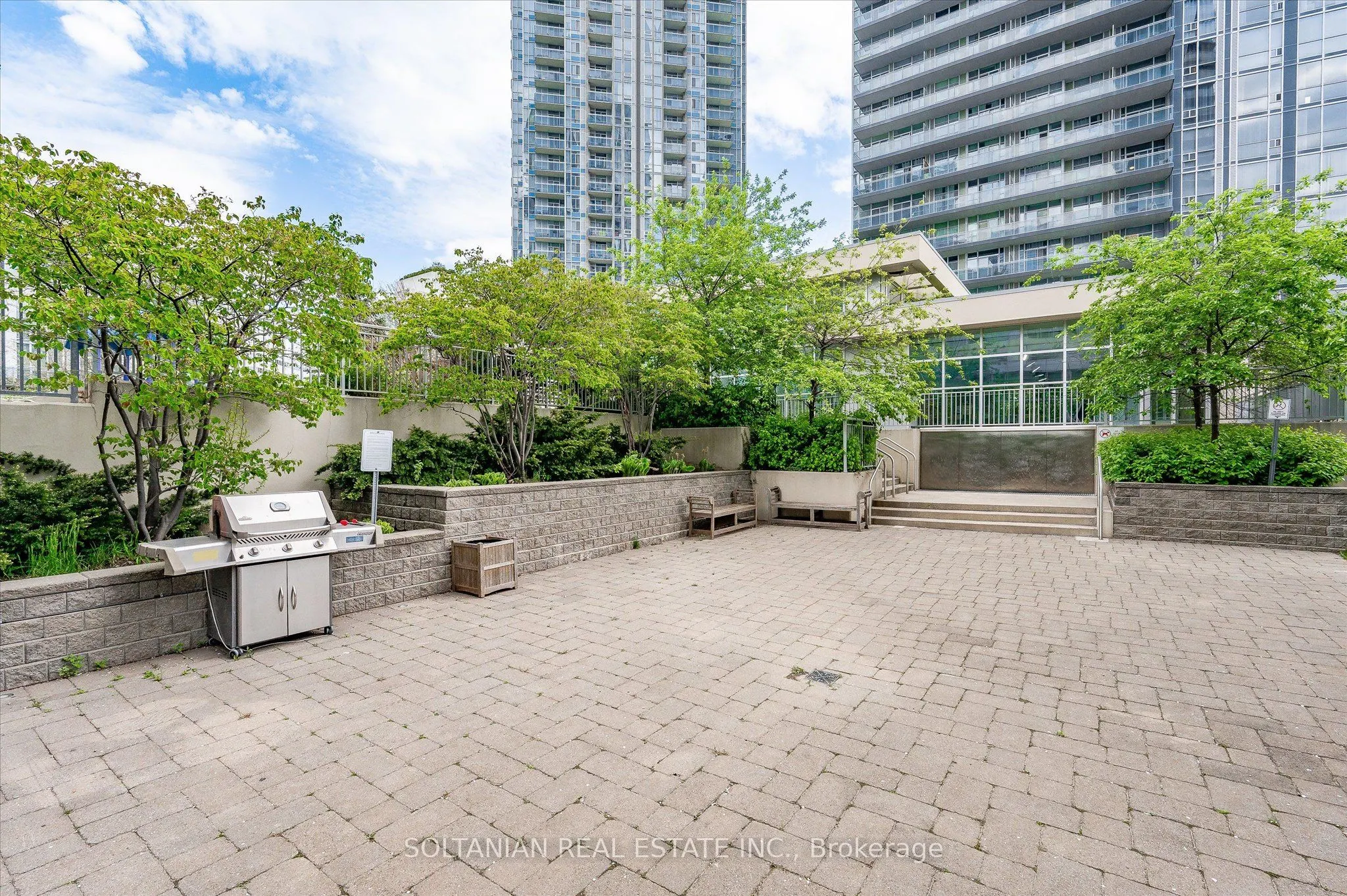 225 Webb Drive NW, #1004